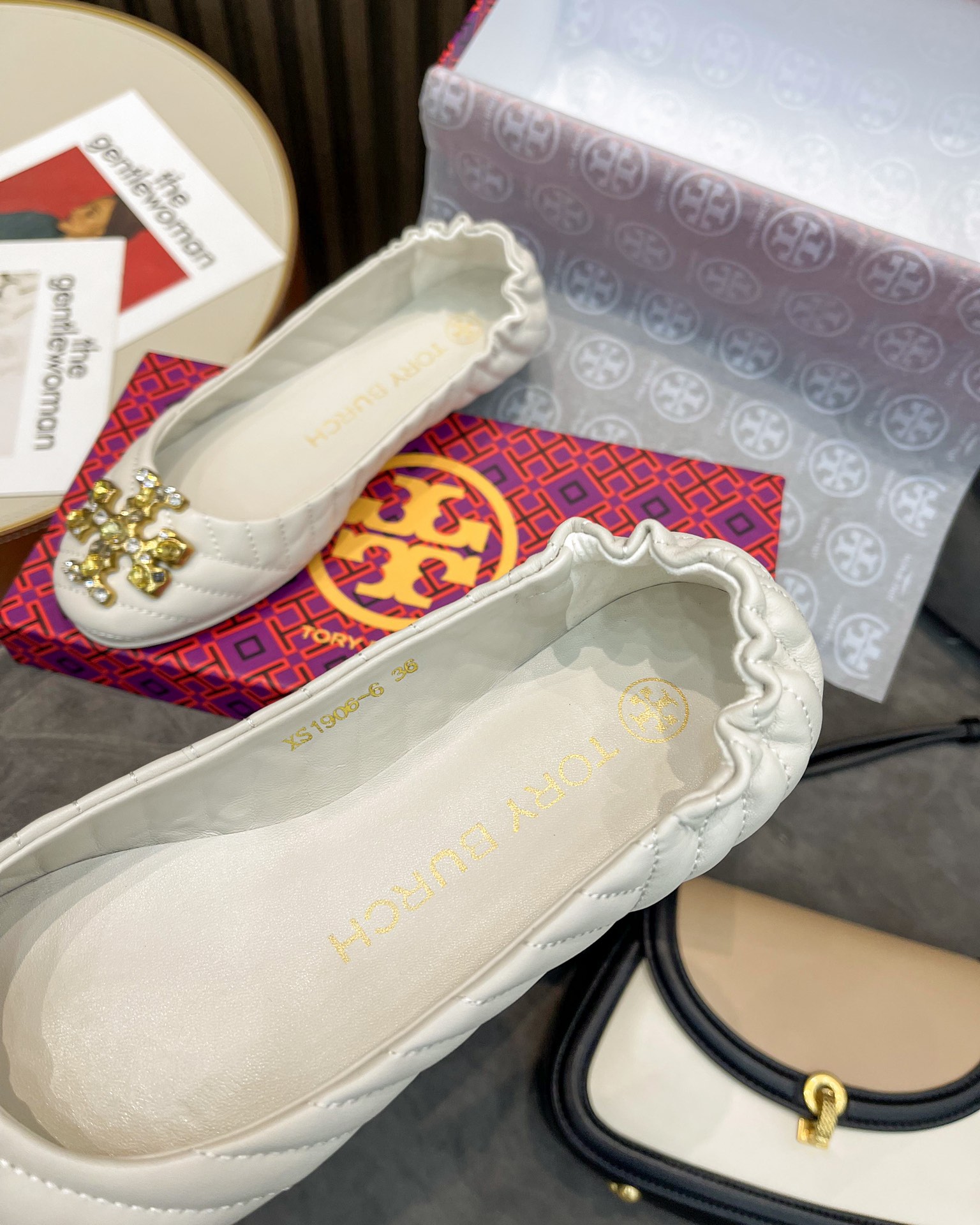 25564-Tory Burch-668 gallery