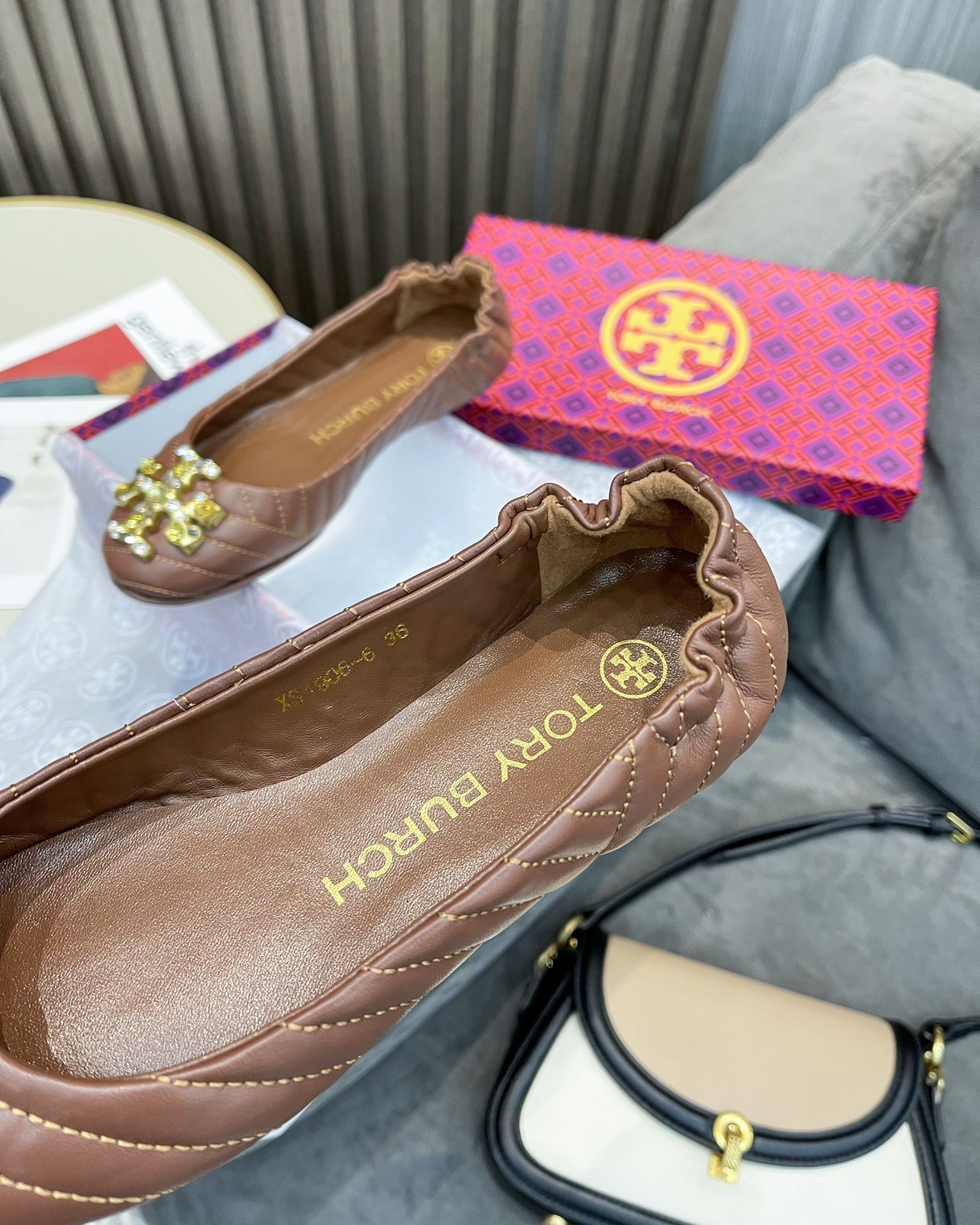 25564-Tory Burch-668 gallery