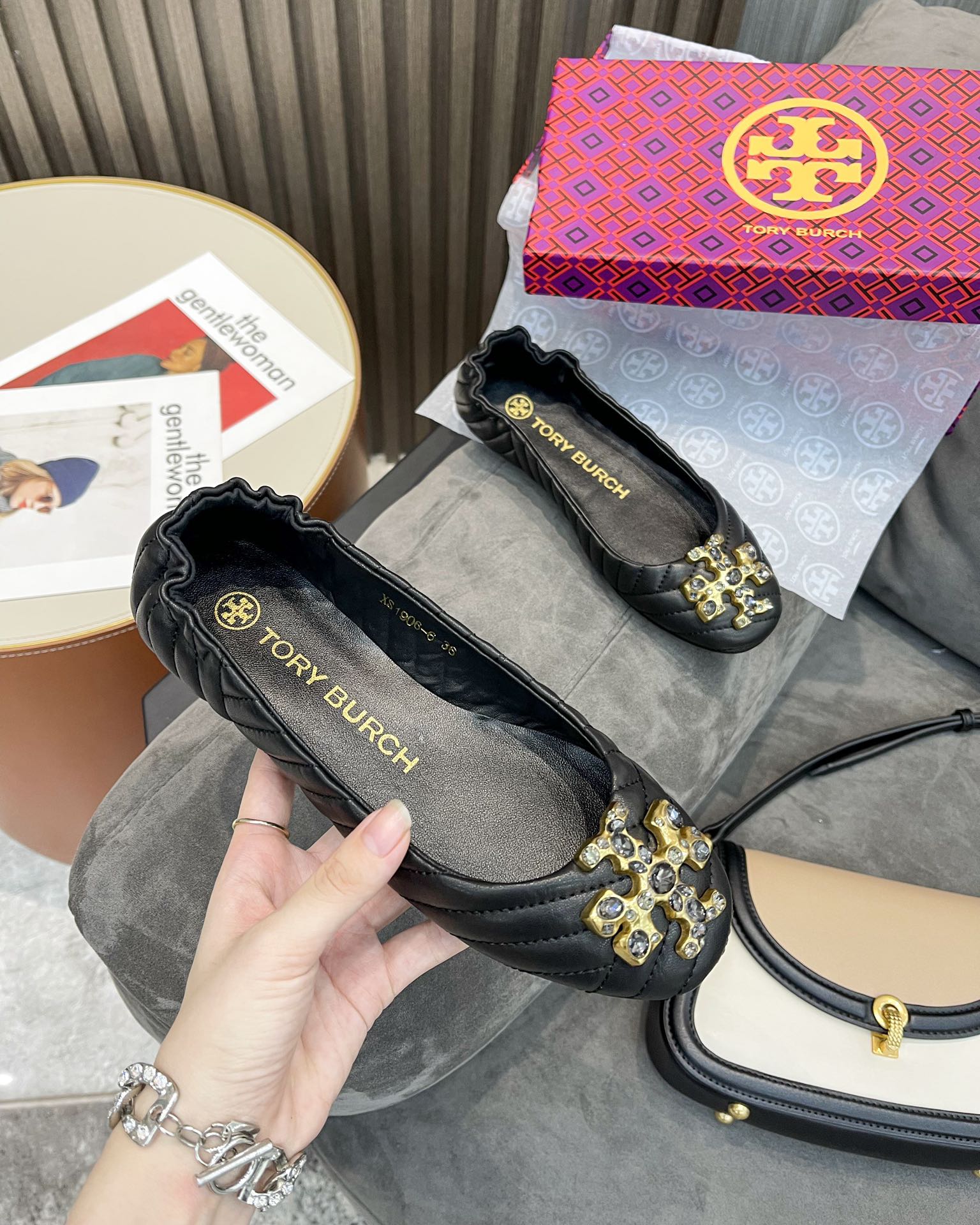 25564-Tory Burch-668 gallery