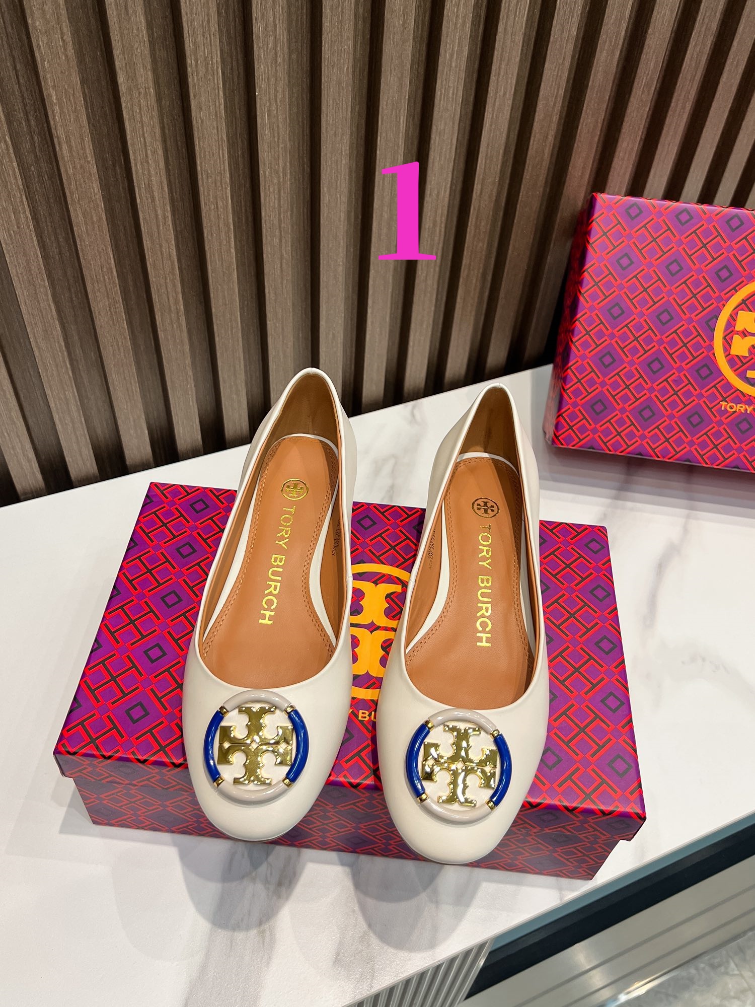 25565-Tory Burch-668 gallery