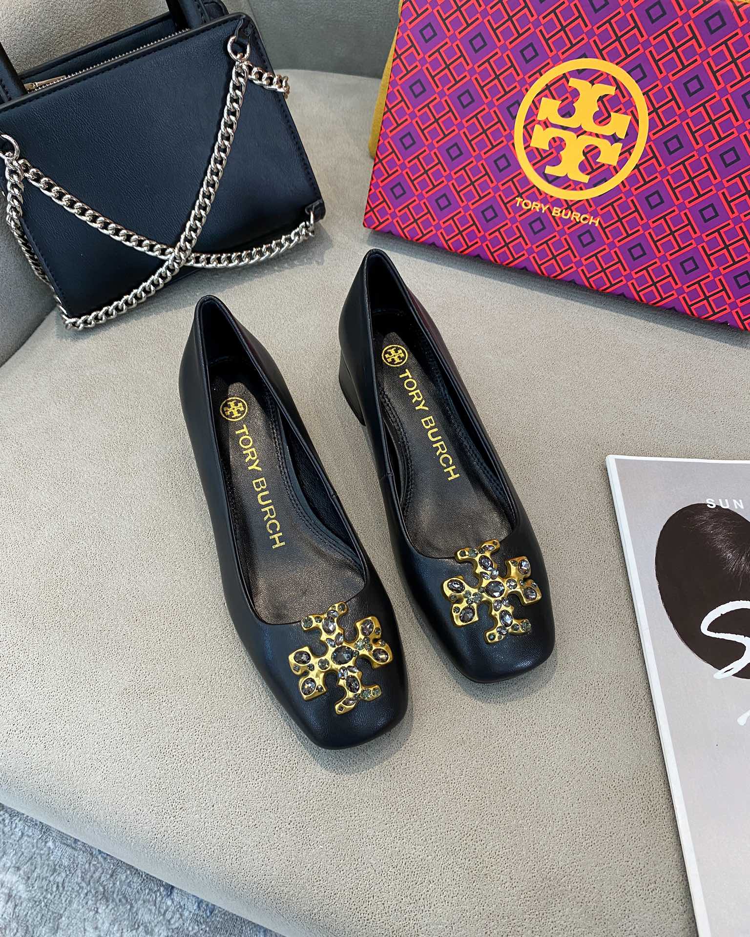 25566-Tory Burch-668 gallery