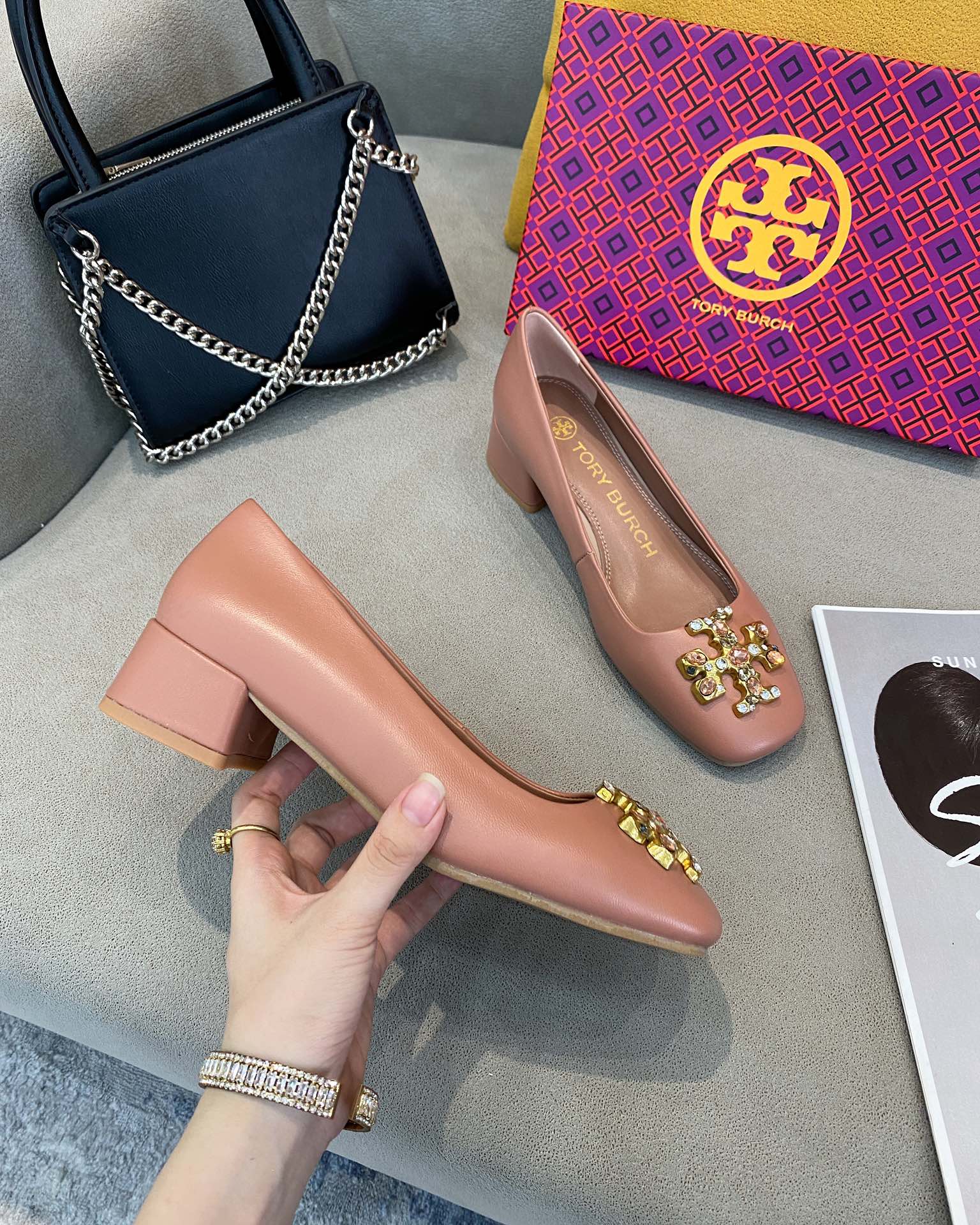 25566-Tory Burch-668 gallery