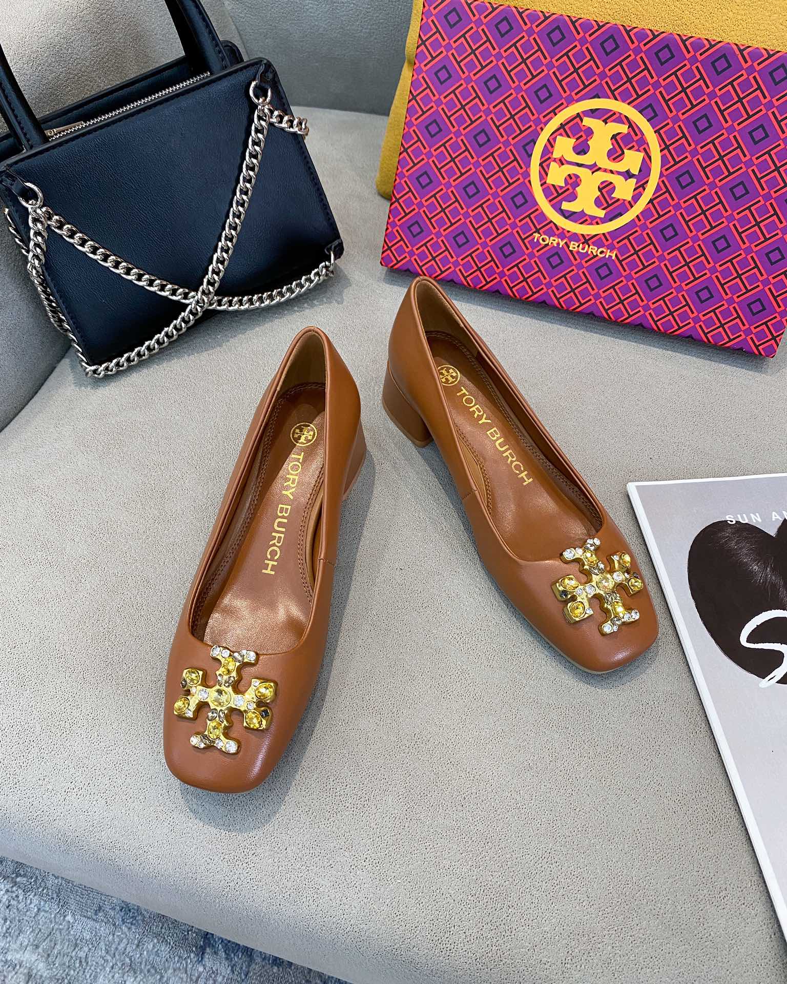 25566-Tory Burch-668 gallery