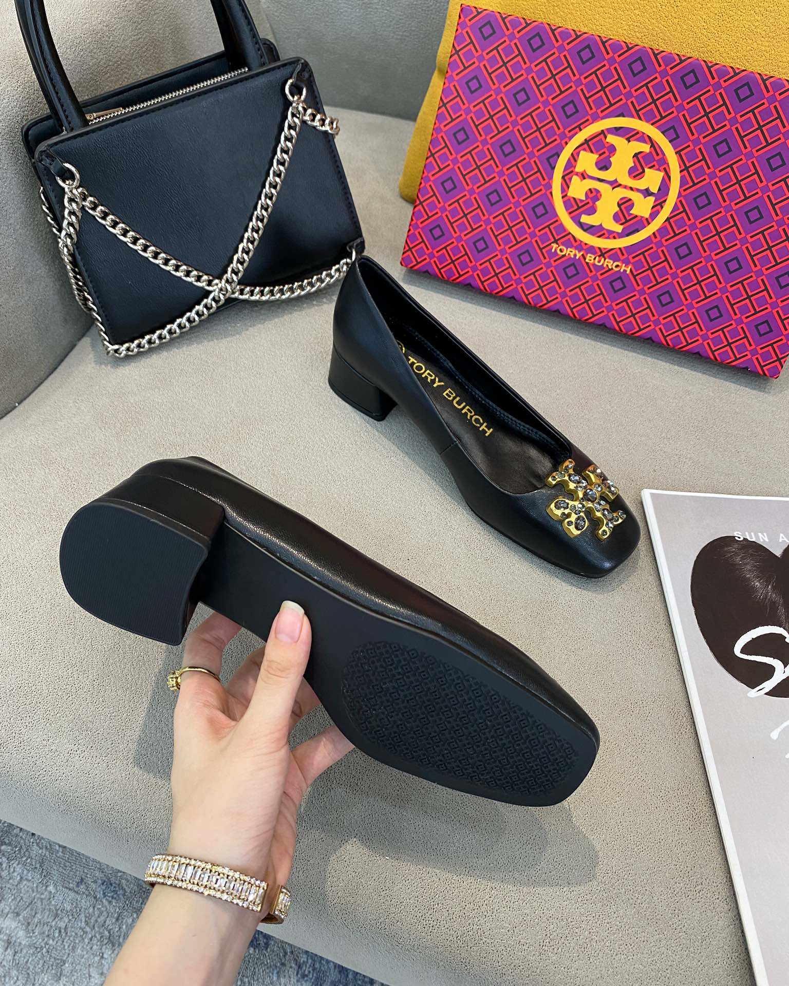 25566-Tory Burch-668 gallery