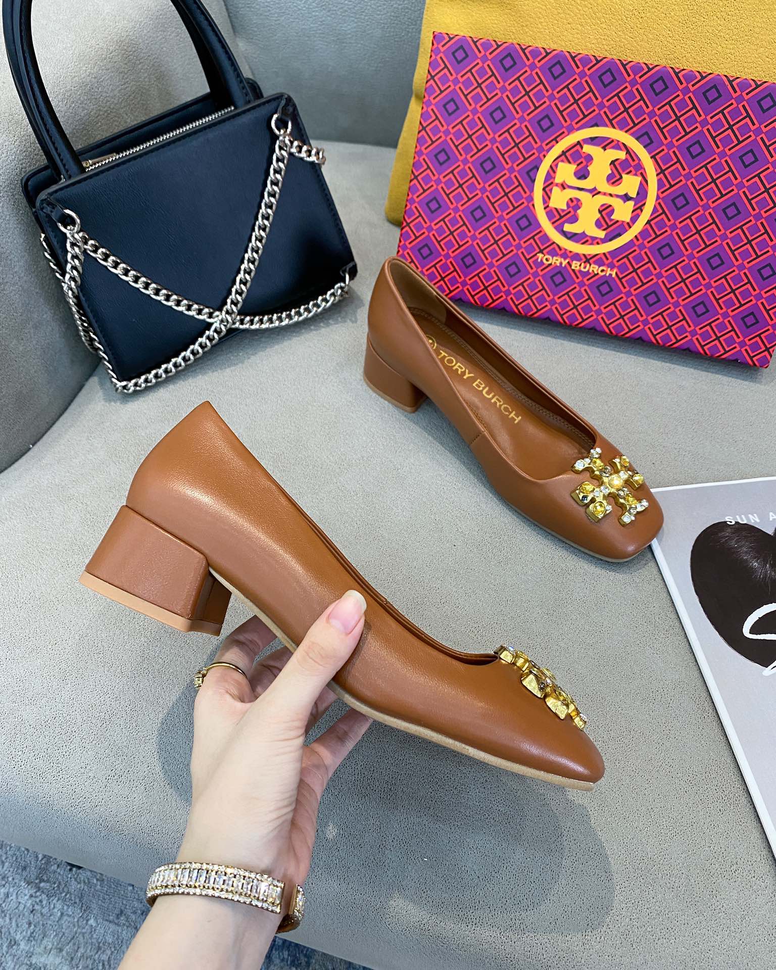 25566-Tory Burch-668 gallery