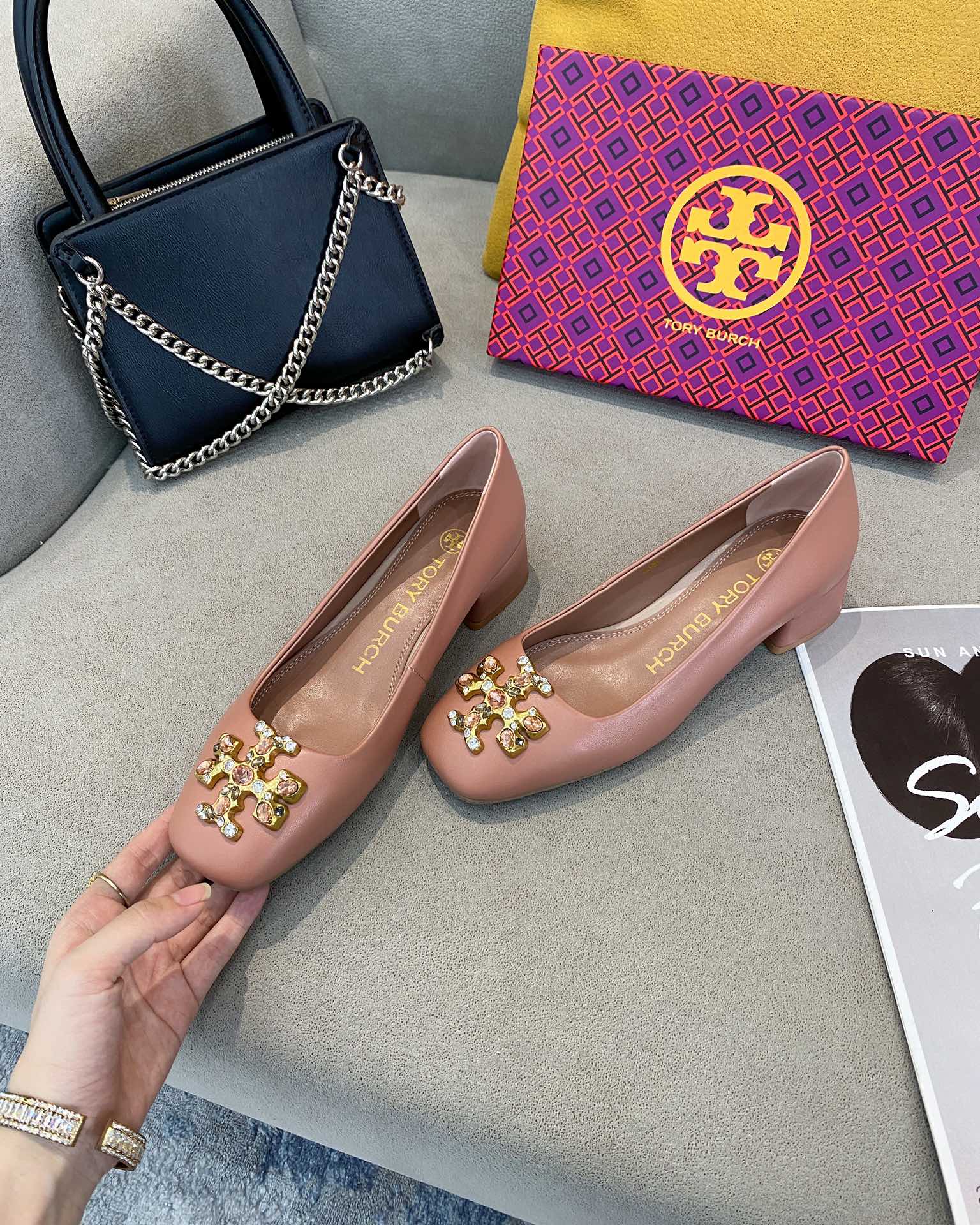 25566-Tory Burch-668 gallery