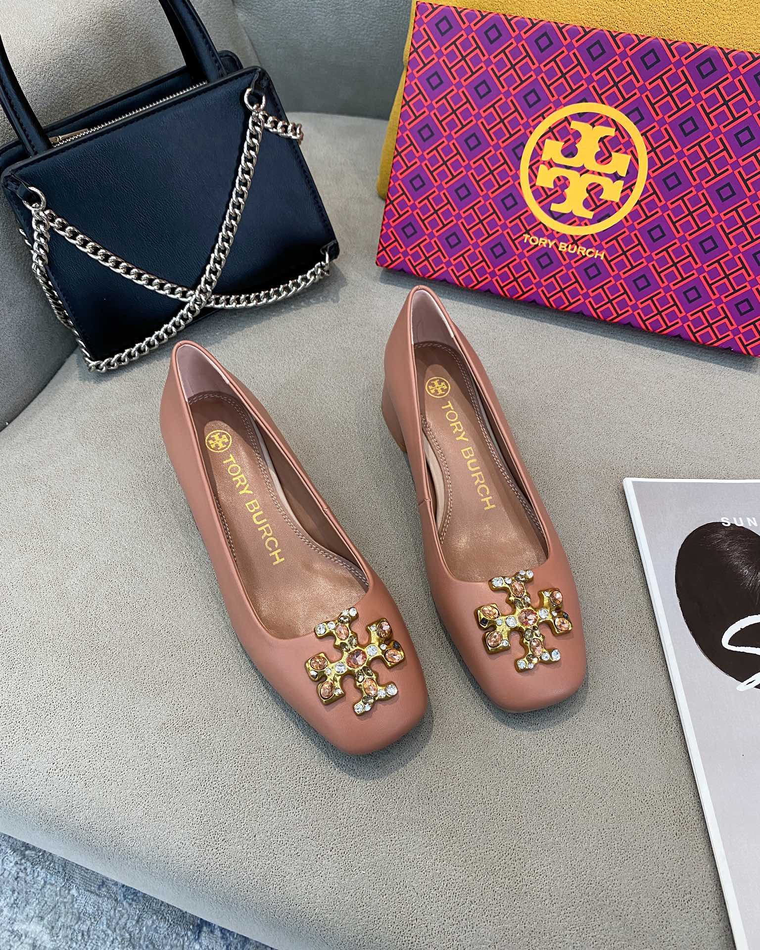 25566-Tory Burch-668 gallery