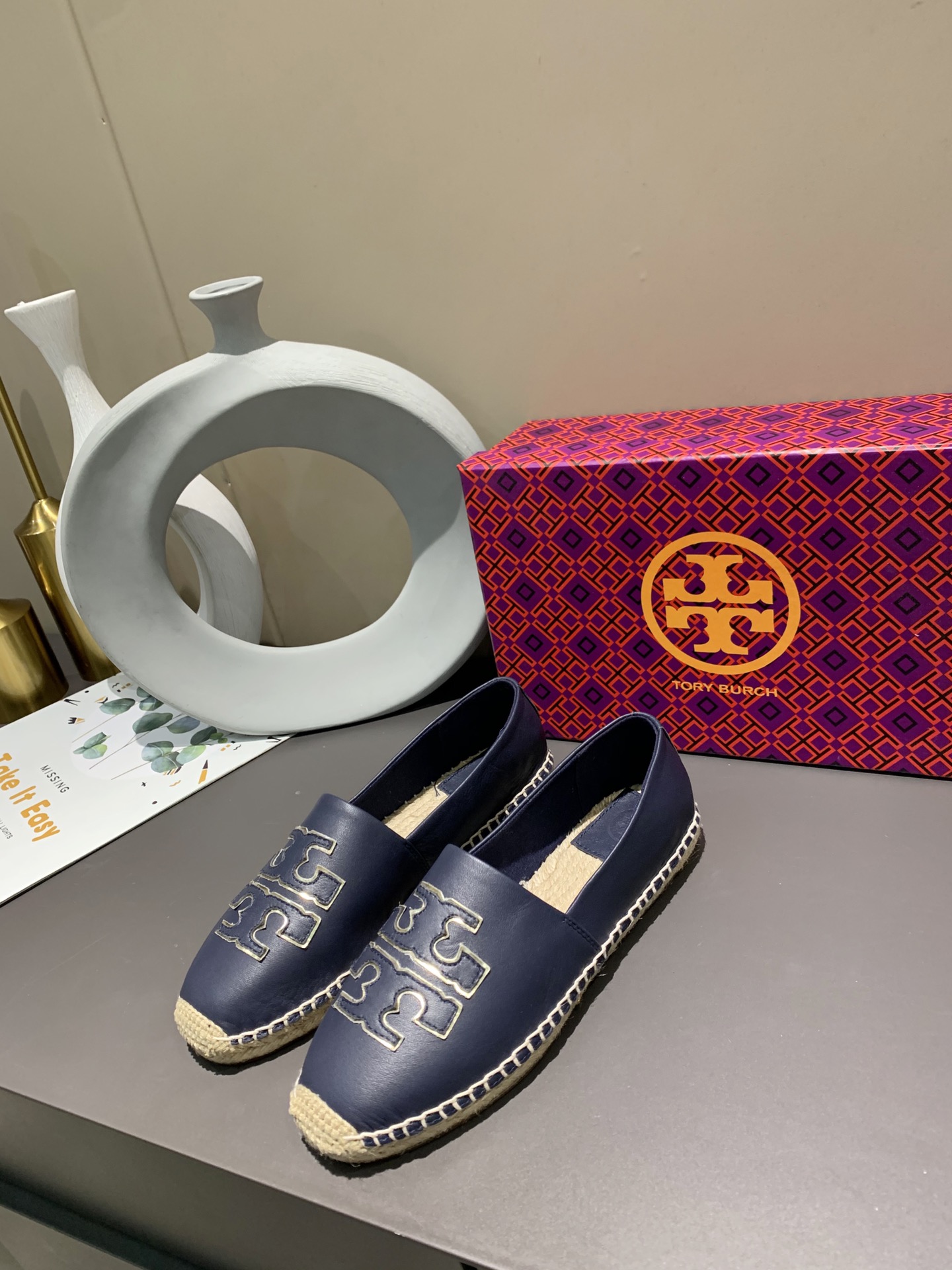 25567-Tory Burch-668 gallery