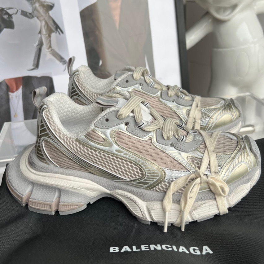 25594-Balenciaga-738 gallery