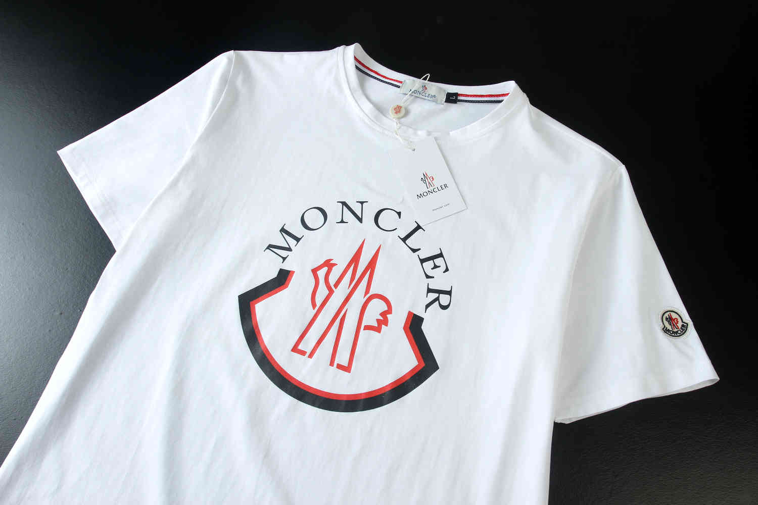 25.36$  MONCLER  4543-M gallery