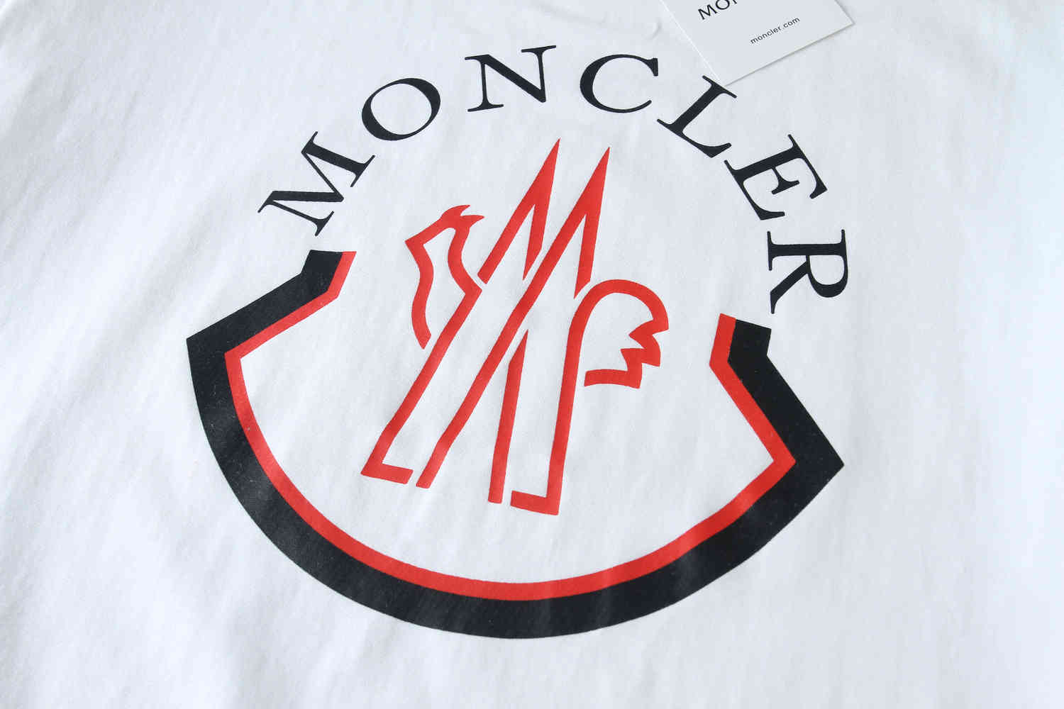 25.36$  MONCLER  4543-M gallery