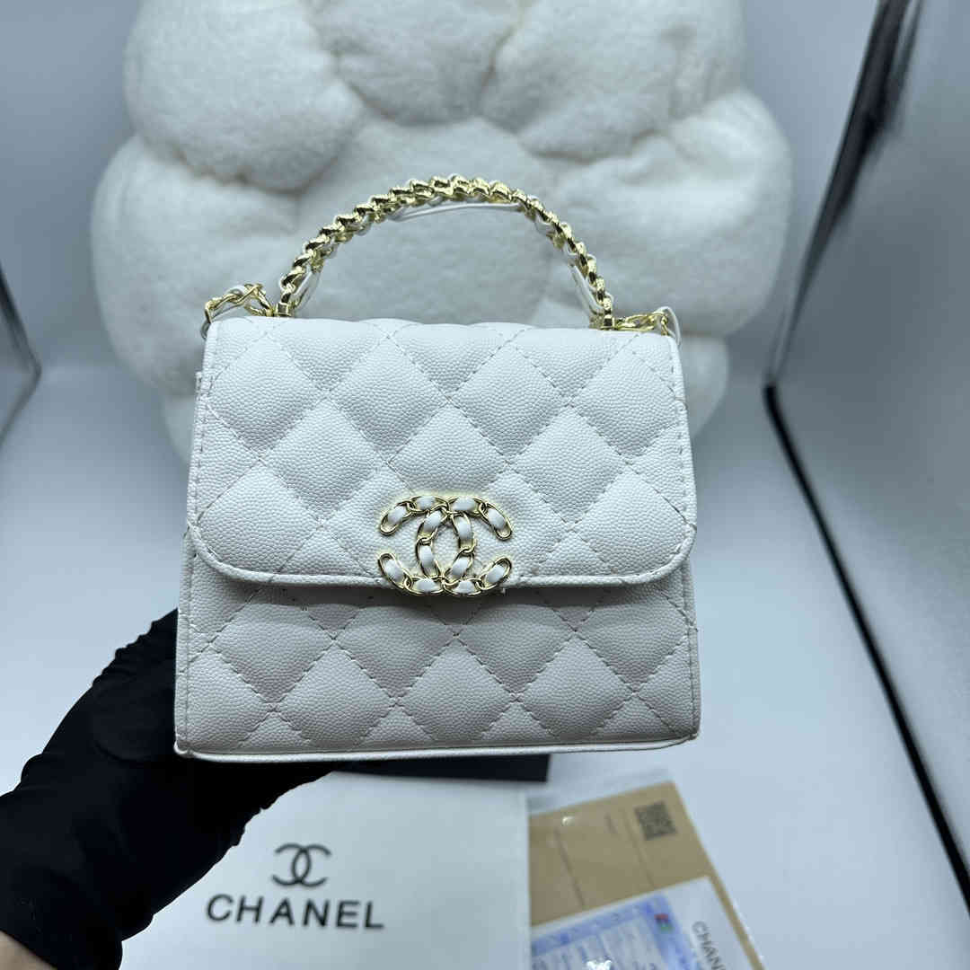 26.99$    CHANEL   301-4353-M gallery