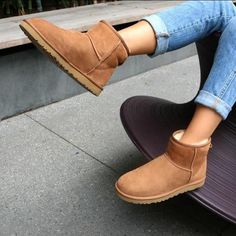 279-8680-T   UGG $31.55 gallery