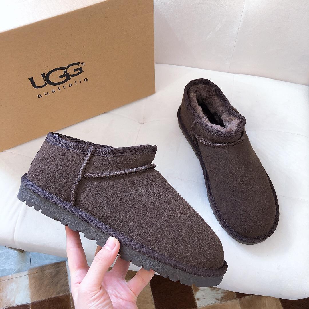 279-8681-T  29.99$ UGG gallery