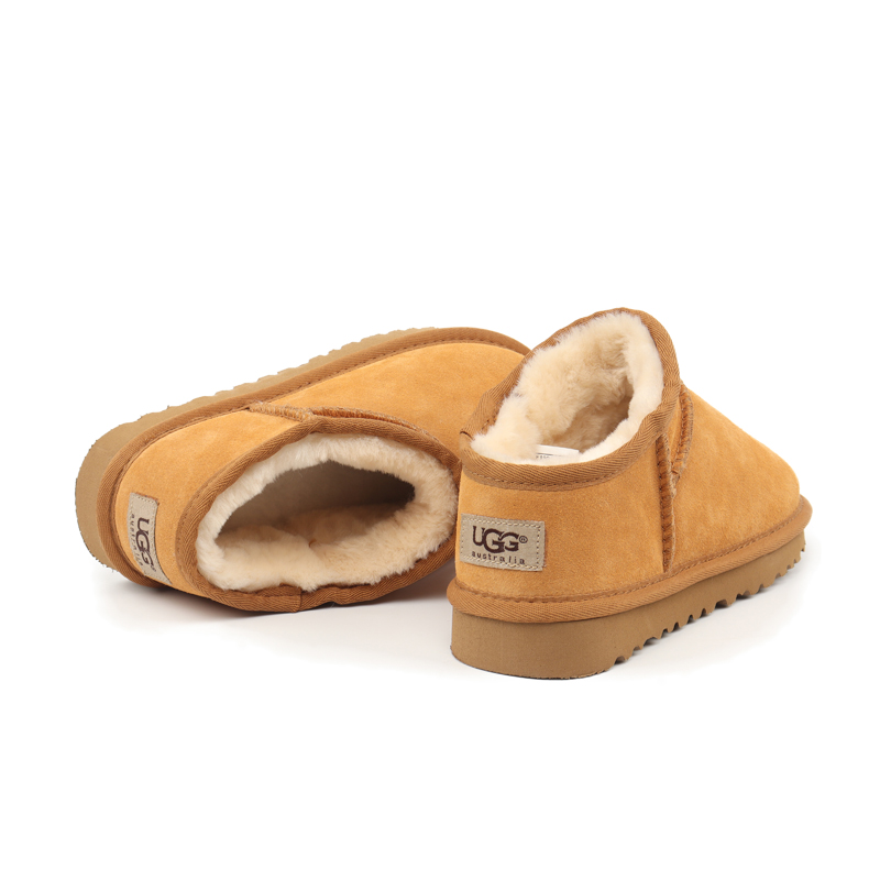 279-8681-T  29.99$ UGG gallery