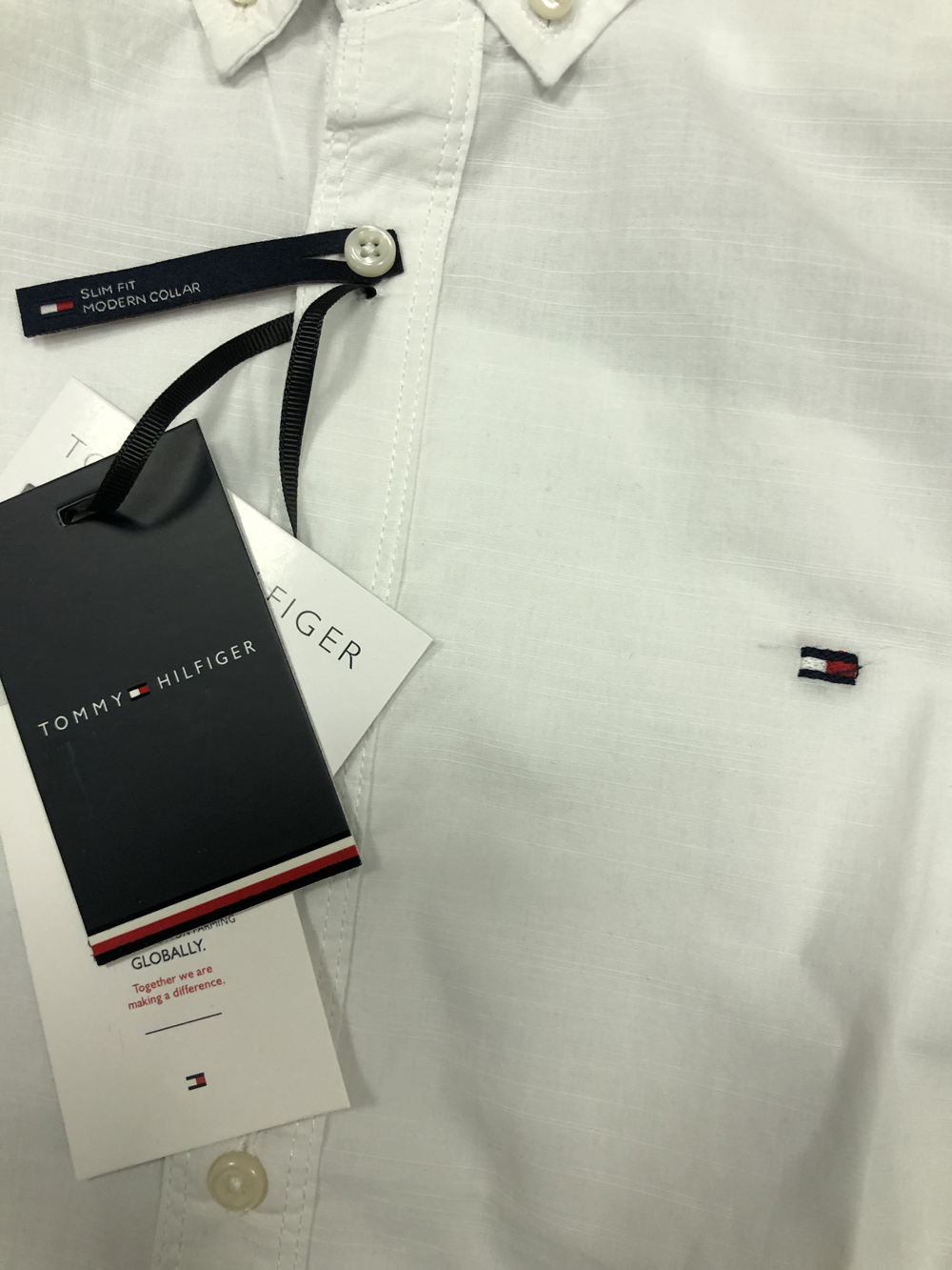 27.69$Tommy  CODE 268-5521-R gallery