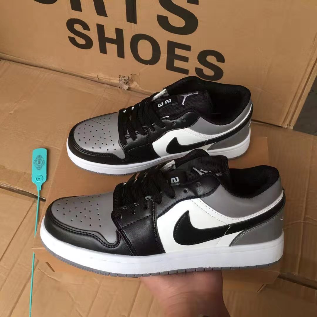 27.89$   NIKE   207-3255-M gallery