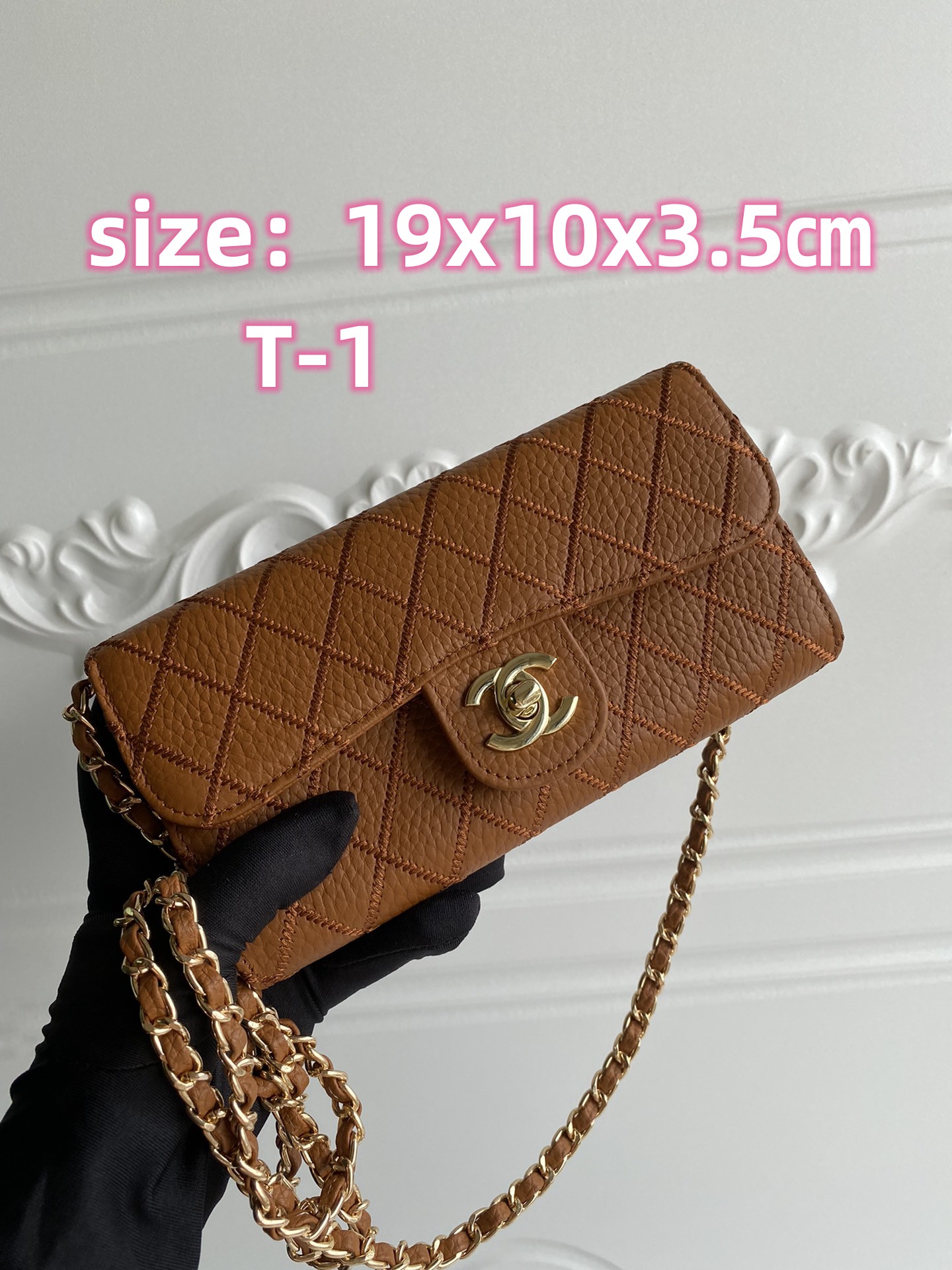 285-8725-T  Chanel  46.22$ gallery