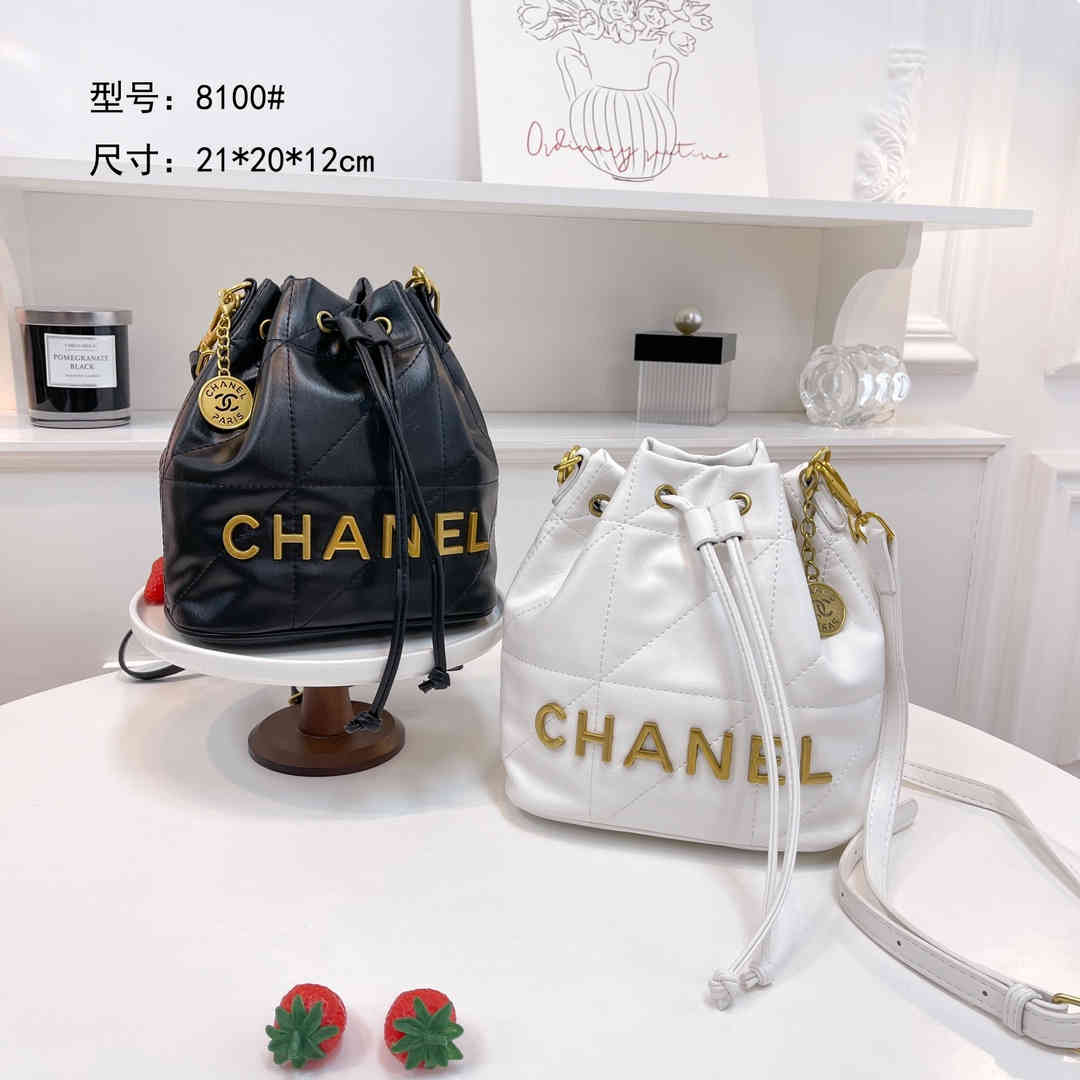 28.5$   CHANEL   301-4489-M gallery