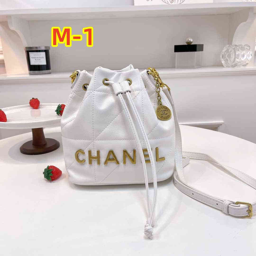 28.5$   CHANEL   301-4489-M gallery