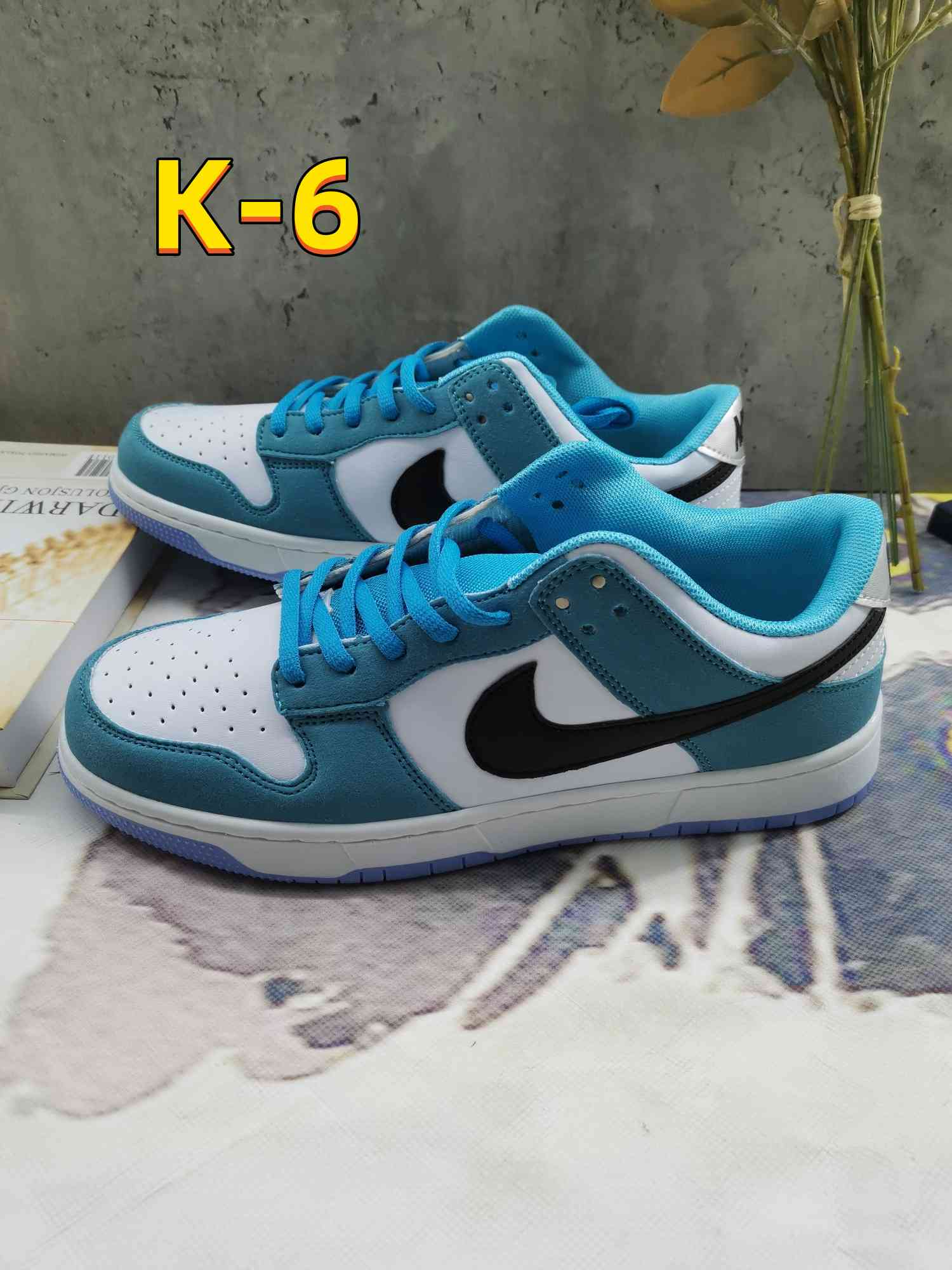 28.88$    NIKE SB DUNK   109-4282-M gallery