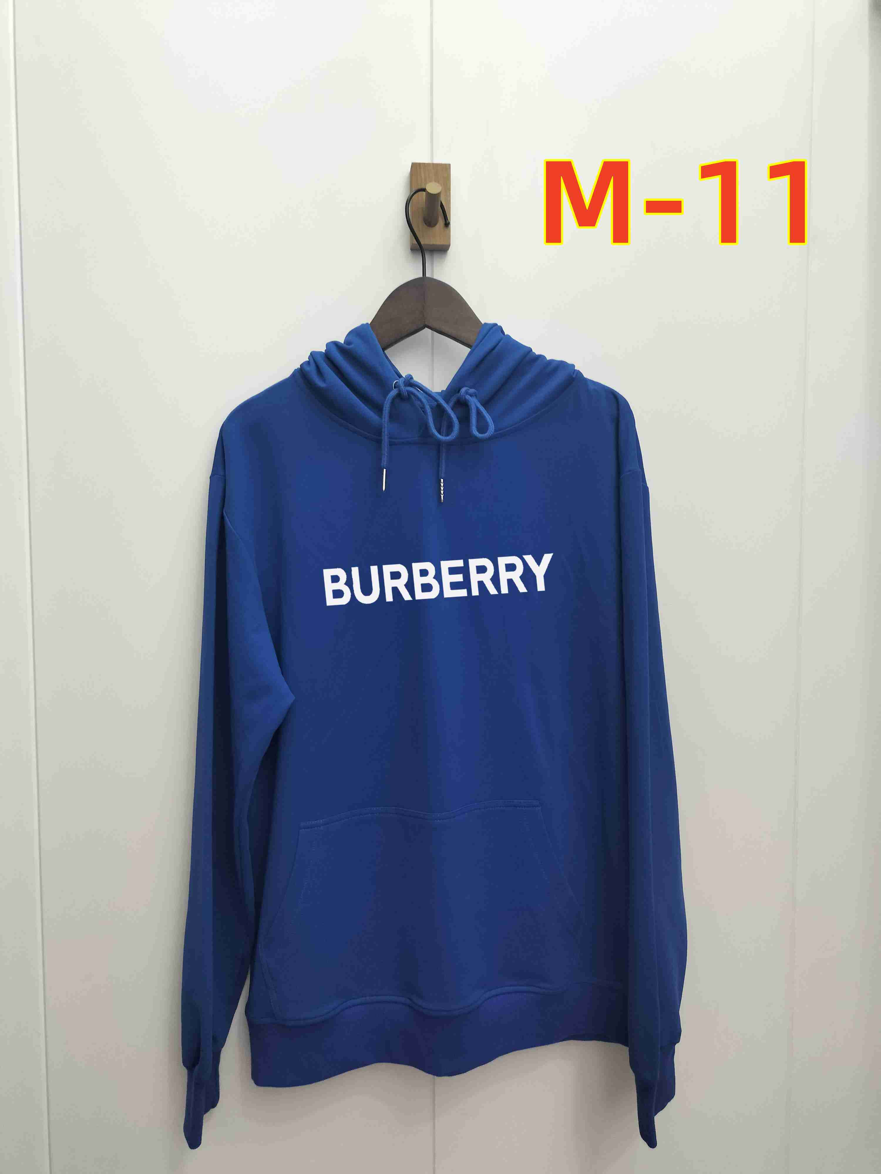 29.99$   burberry   206-4469-M gallery