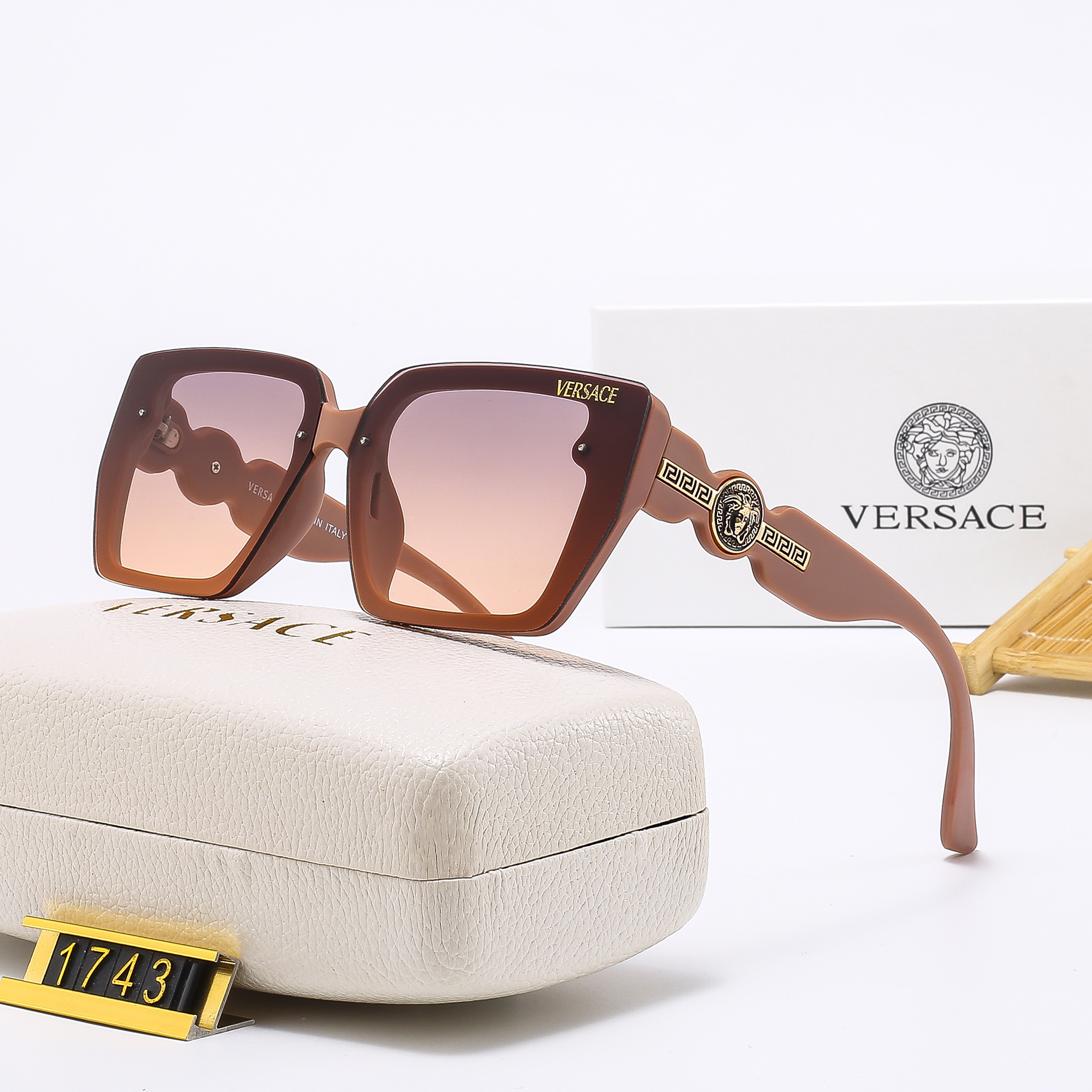 314-9150-T    20.39$ VERSACE gallery