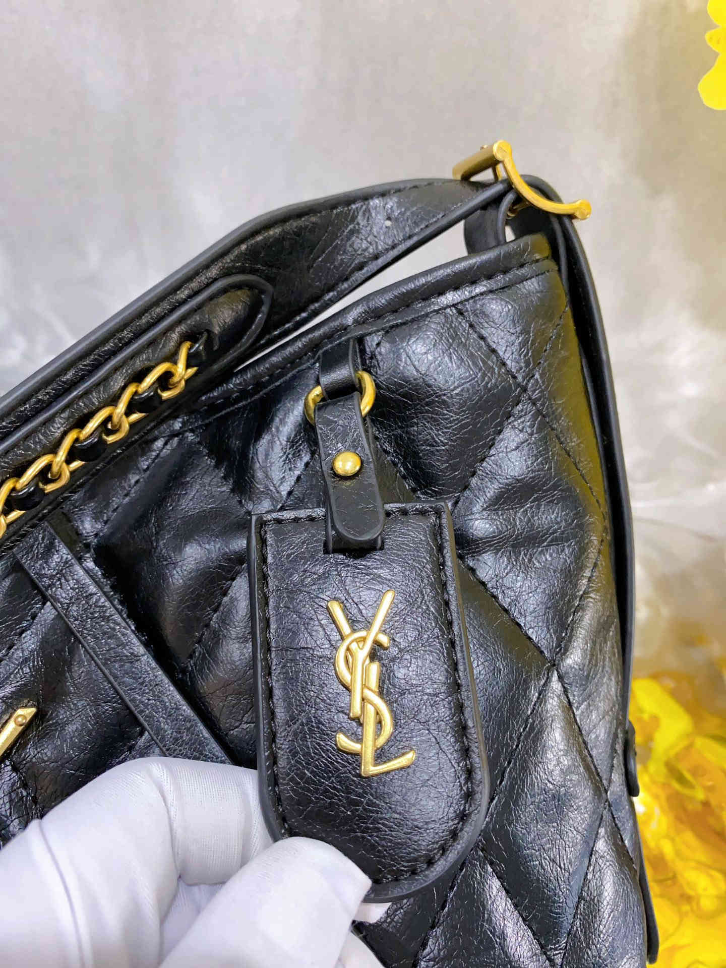 32.85$  YSL  301-4382-M gallery