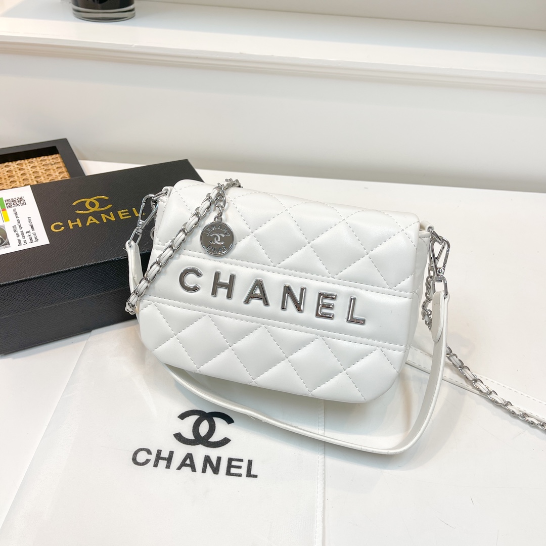 33.46$   CHANEL   301-4596-M gallery