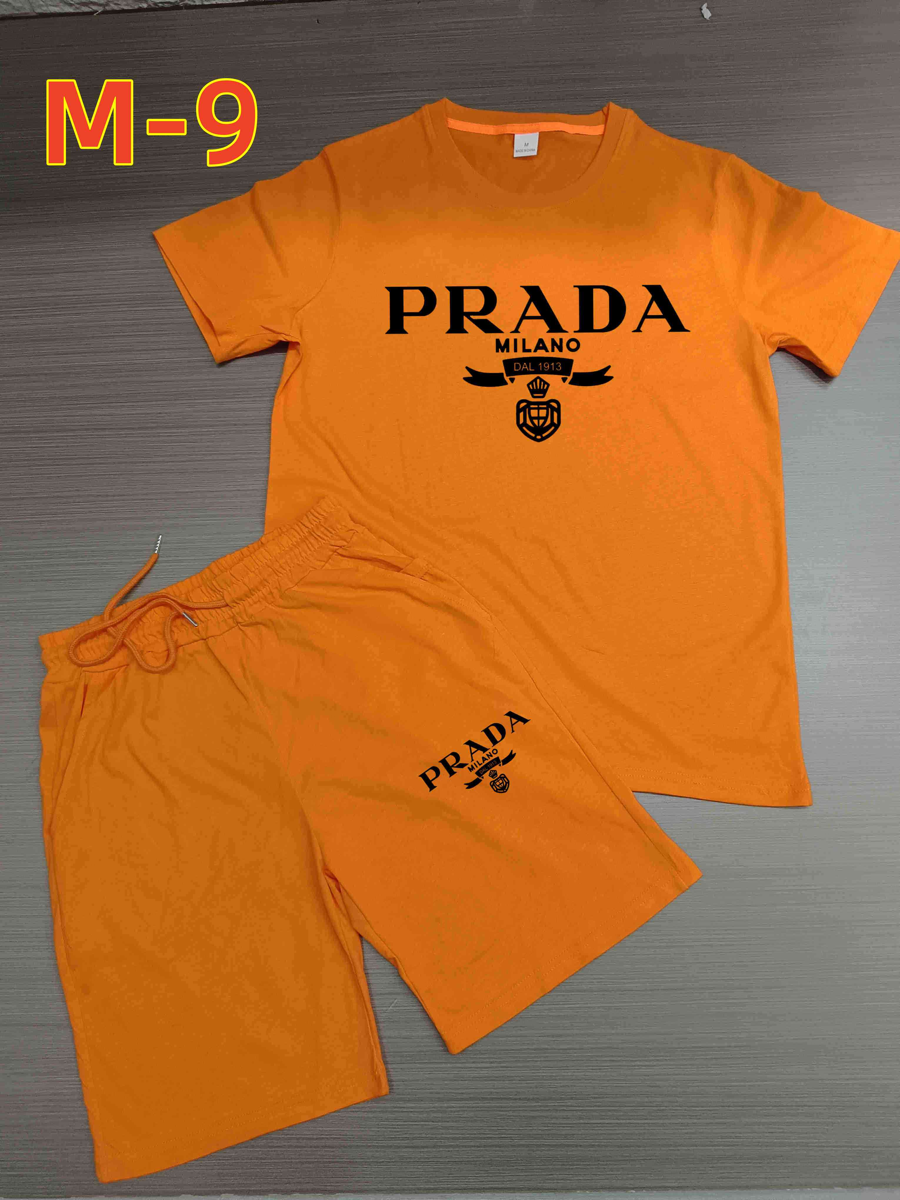 33.83$    PRADA   206-4494-M gallery