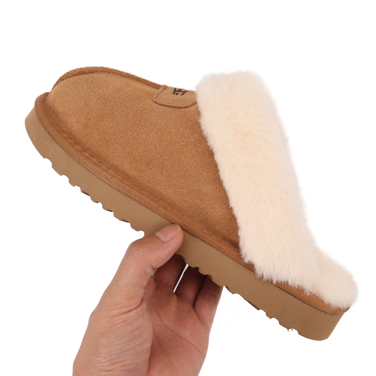 34.01$ UGG   CODE 279-7286-R gallery