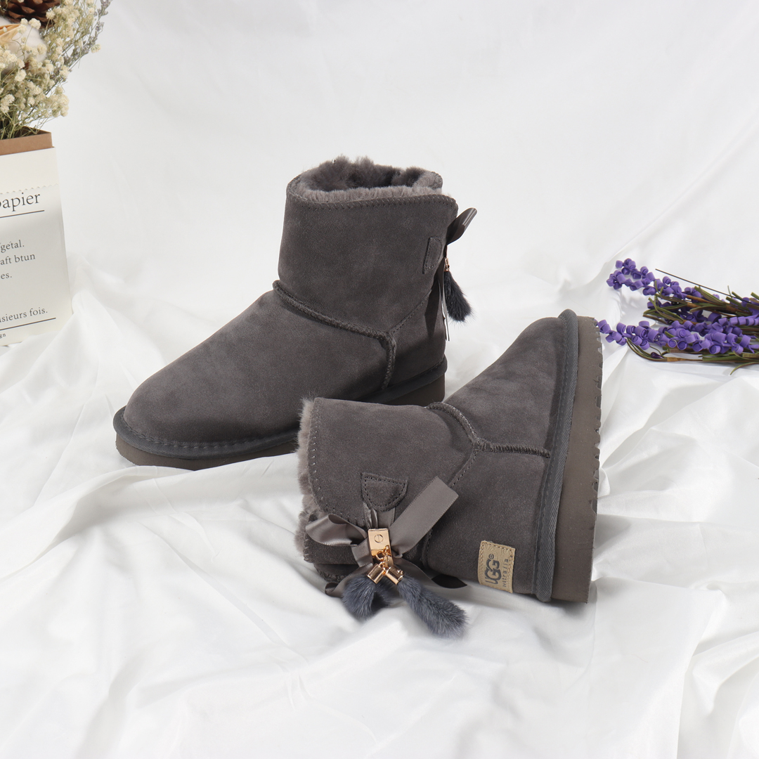 3546- UGG 43.63$ 编号279-568 gallery