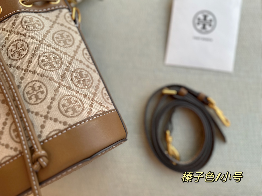 3551-Tory Burch-406 gallery