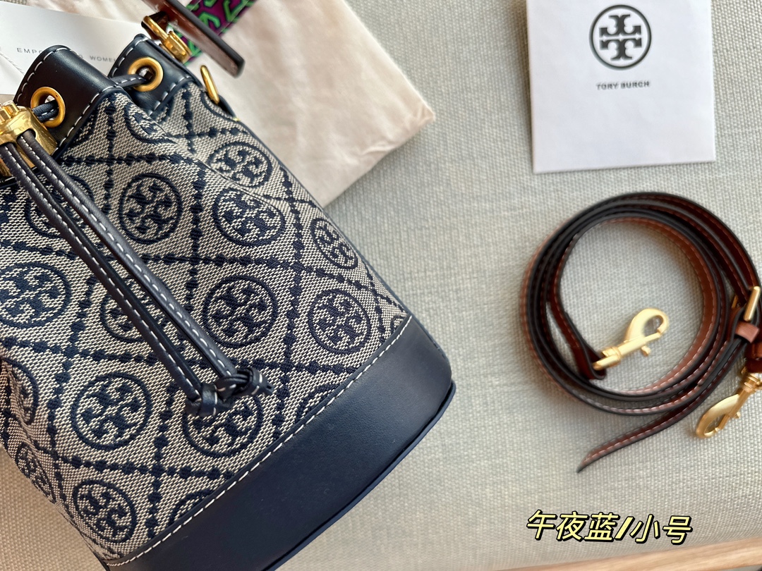 3551-Tory Burch-406 gallery