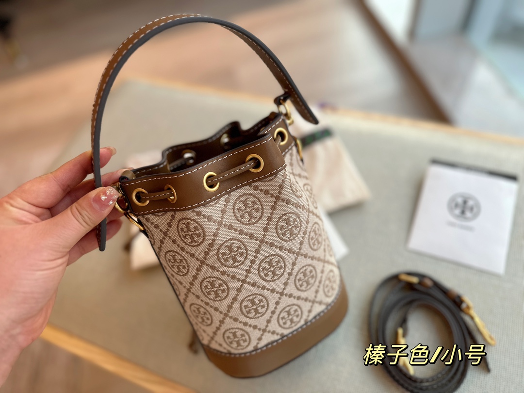 3551-Tory Burch-406 gallery