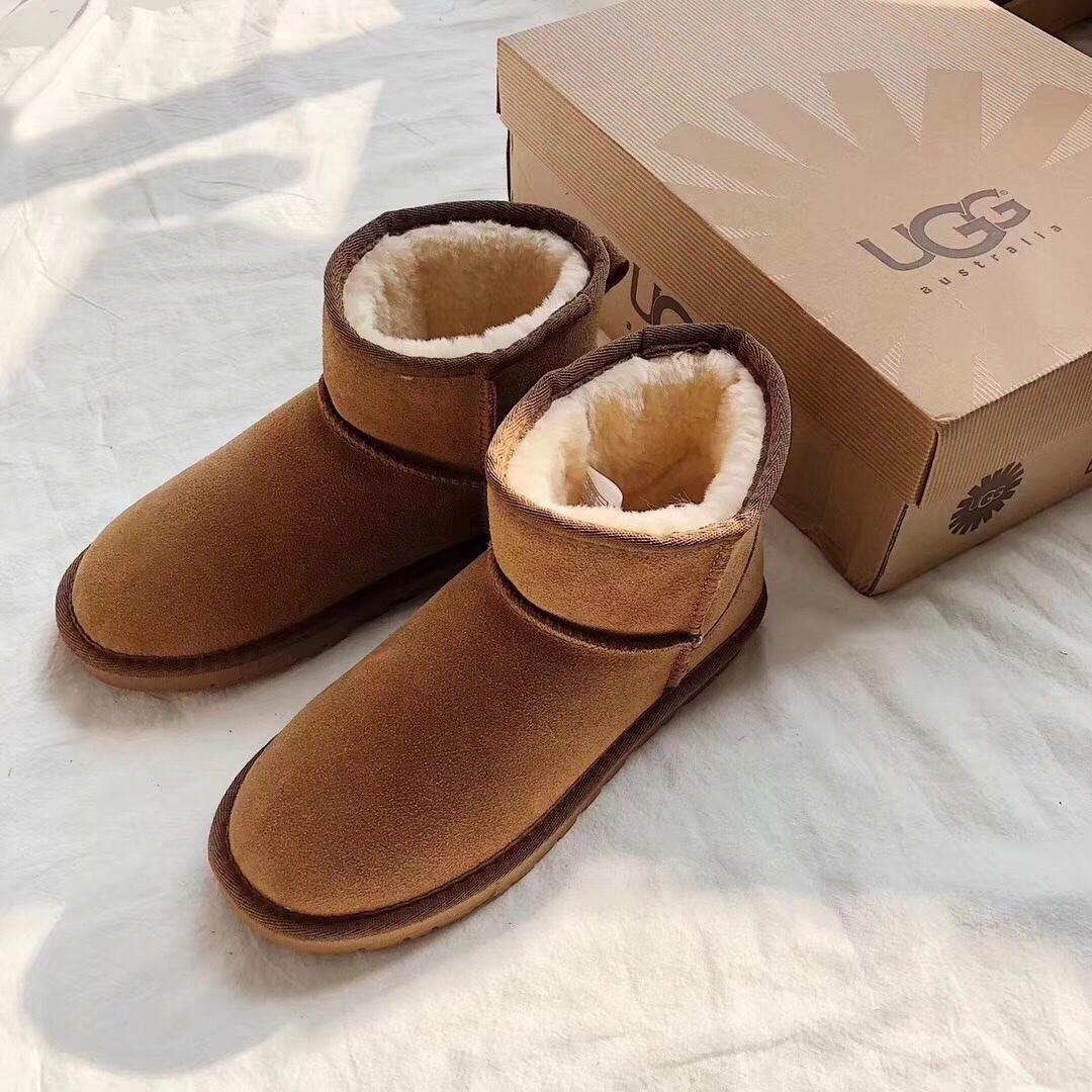 3553- UGG 36.19 编号279-526-D gallery