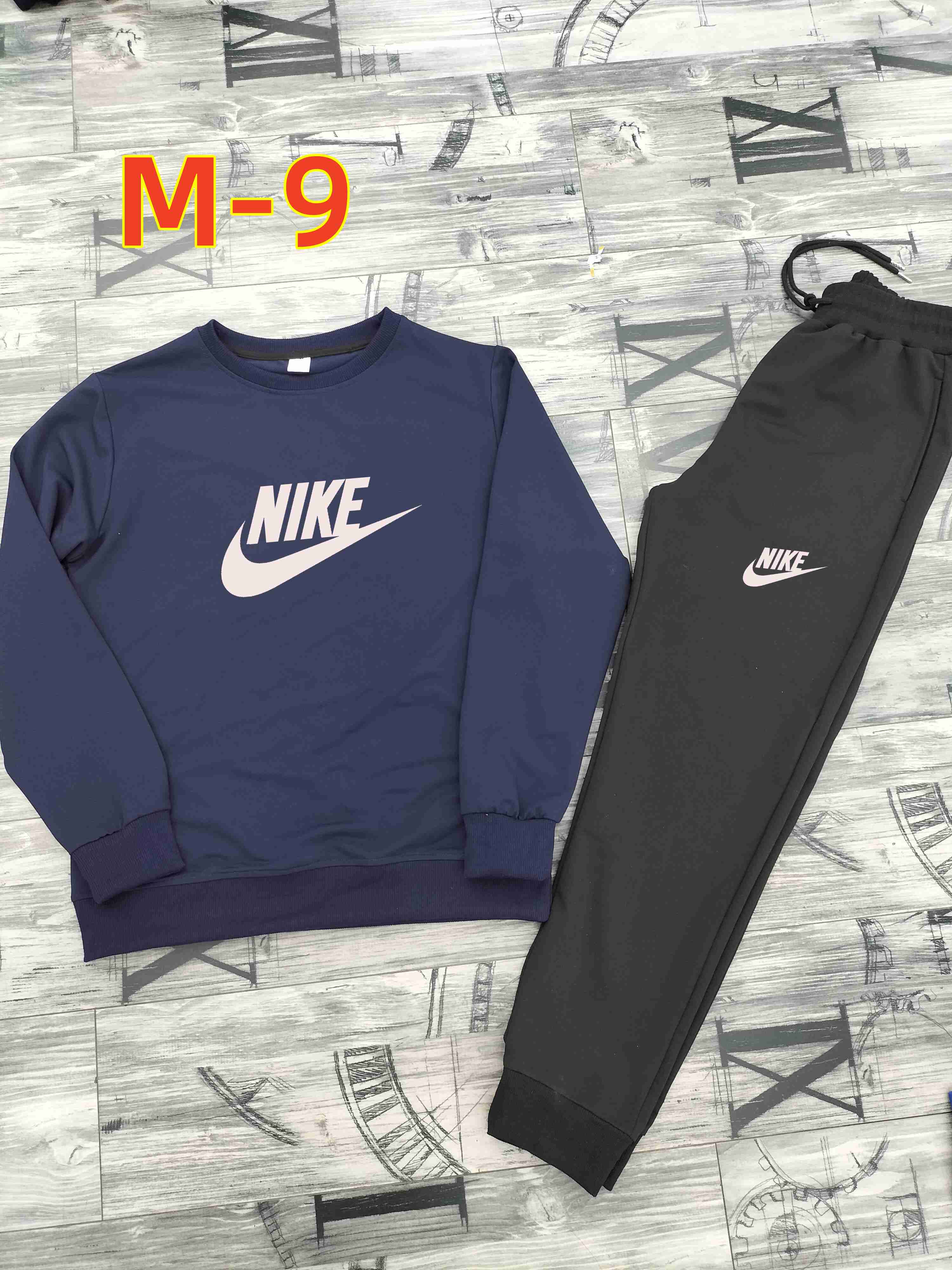 35.51$    NIKE   206-4465-M gallery