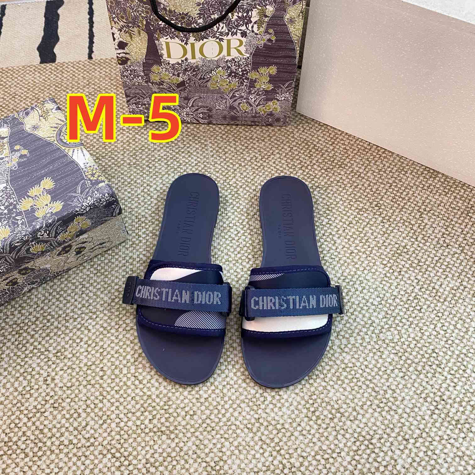 35.88$    DIOR   A-4538-M gallery