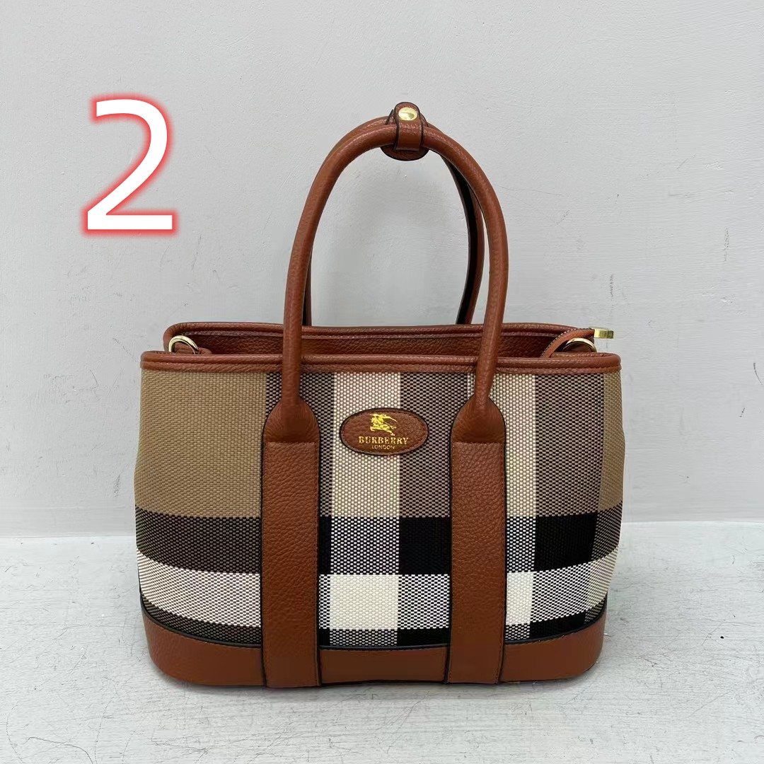 35.95$ BURBERRY   CODE 404- 6962-R gallery