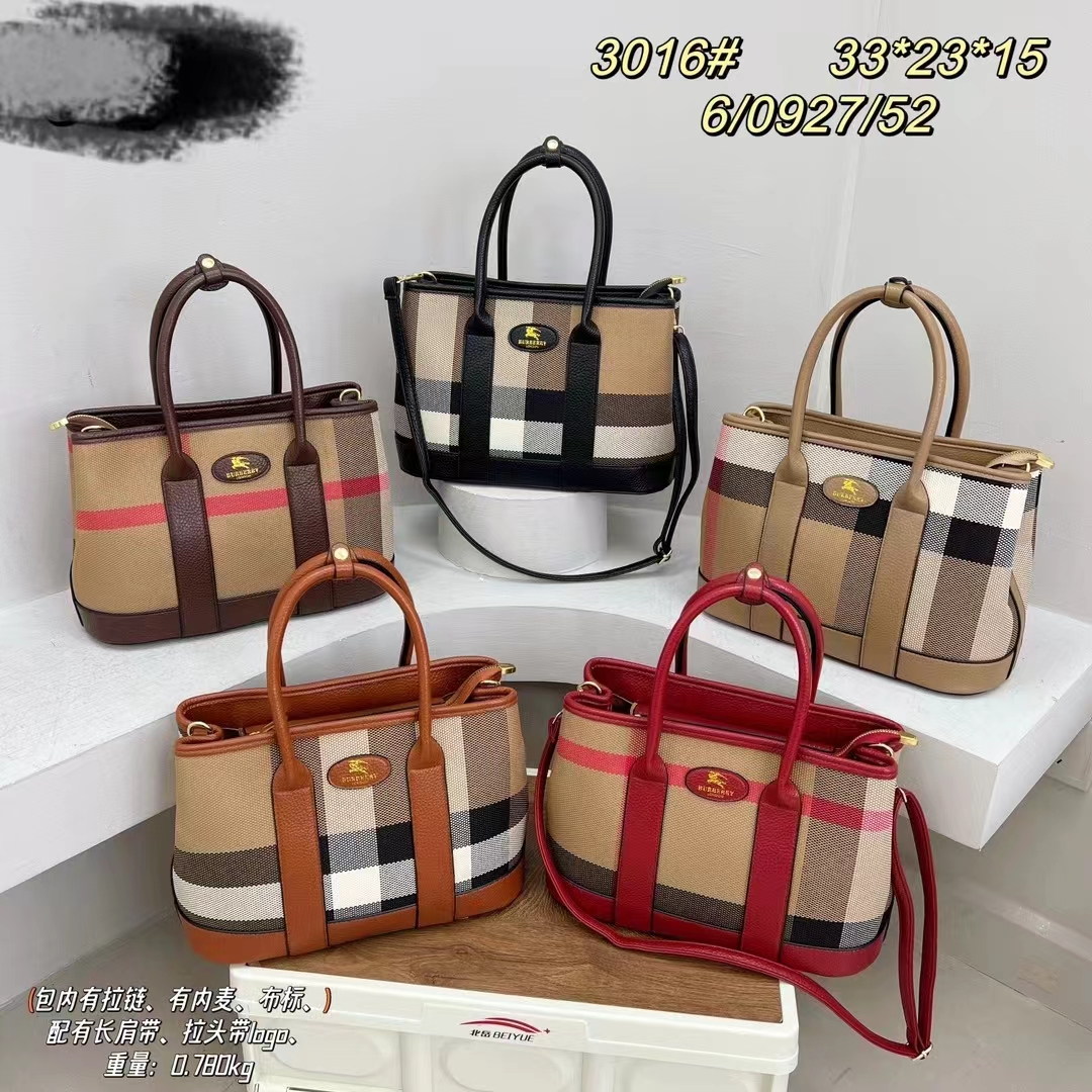 35.95$ BURBERRY   CODE 404- 6962-R gallery