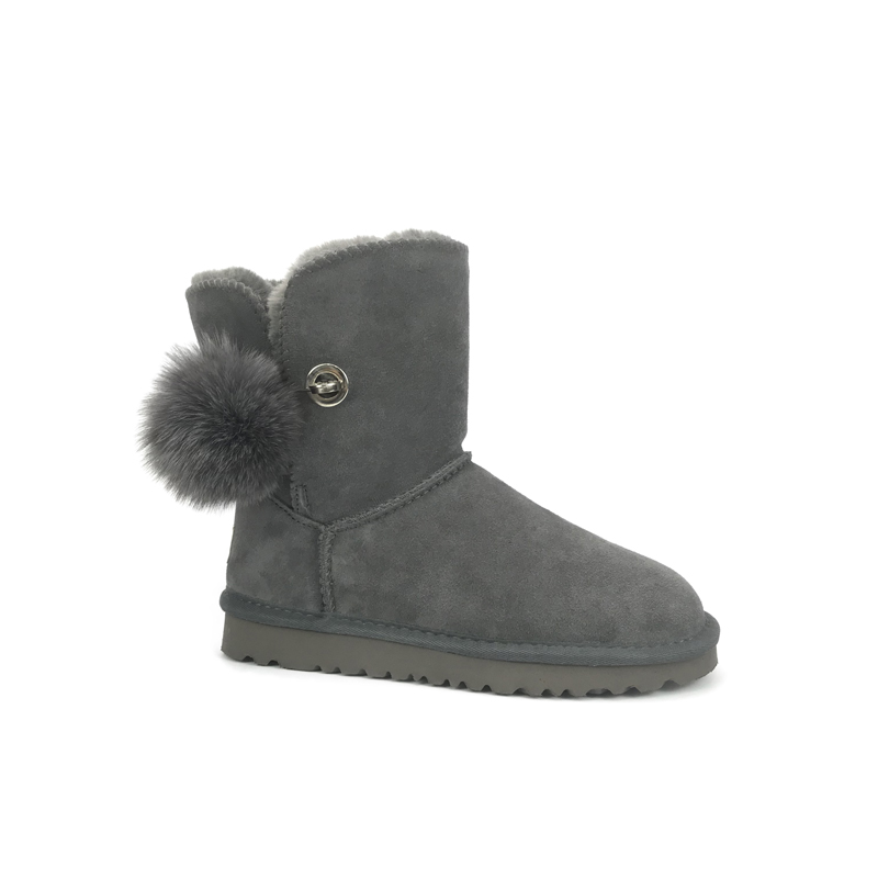 3623- UGG 43.56$ 编号279-619 gallery