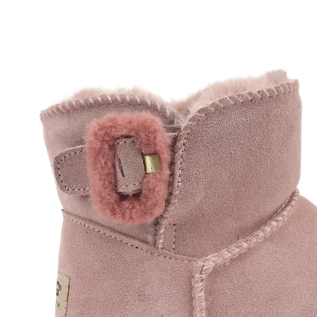 3627- UGG 37.12$  CODE 279-623 gallery