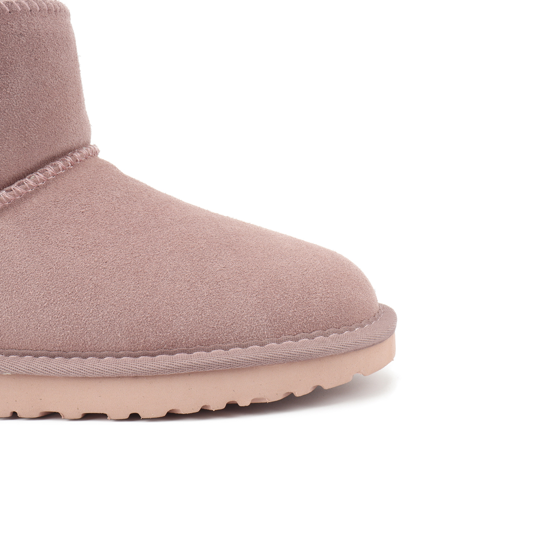 3627- UGG 37.12$  CODE 279-623 gallery