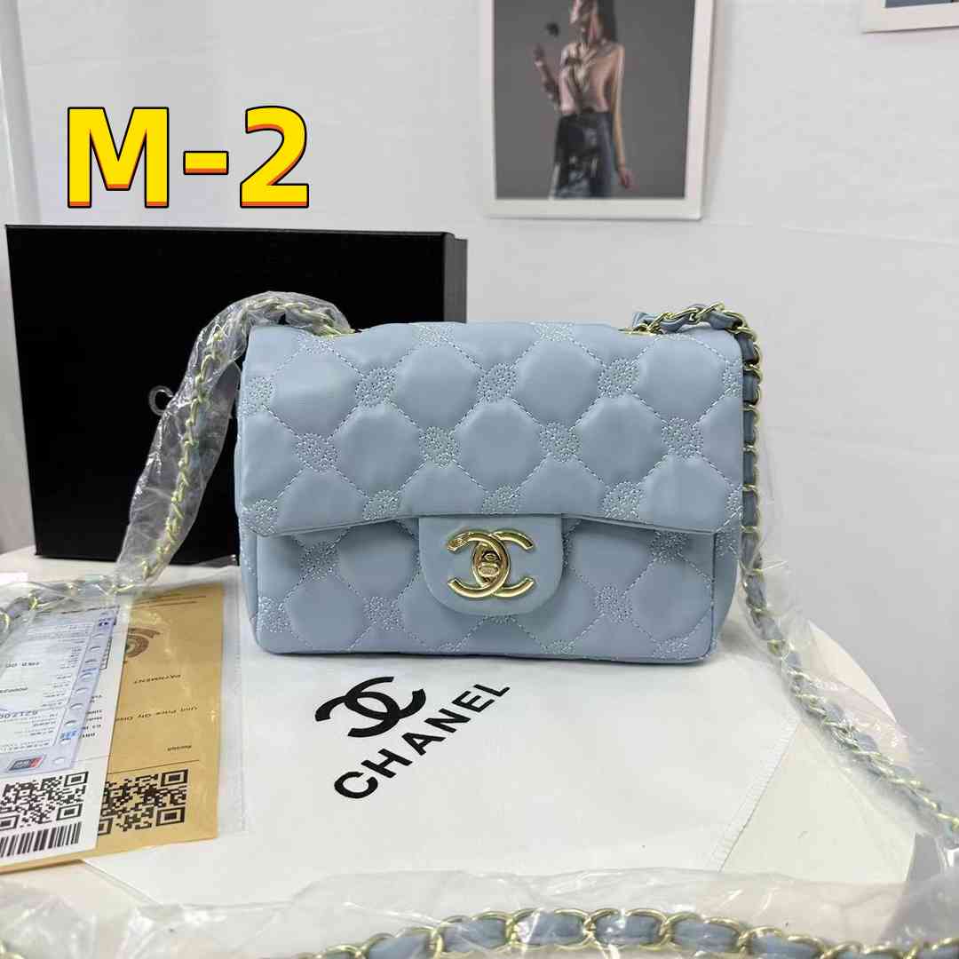 37.99$  CHANEL  301-4213-M gallery