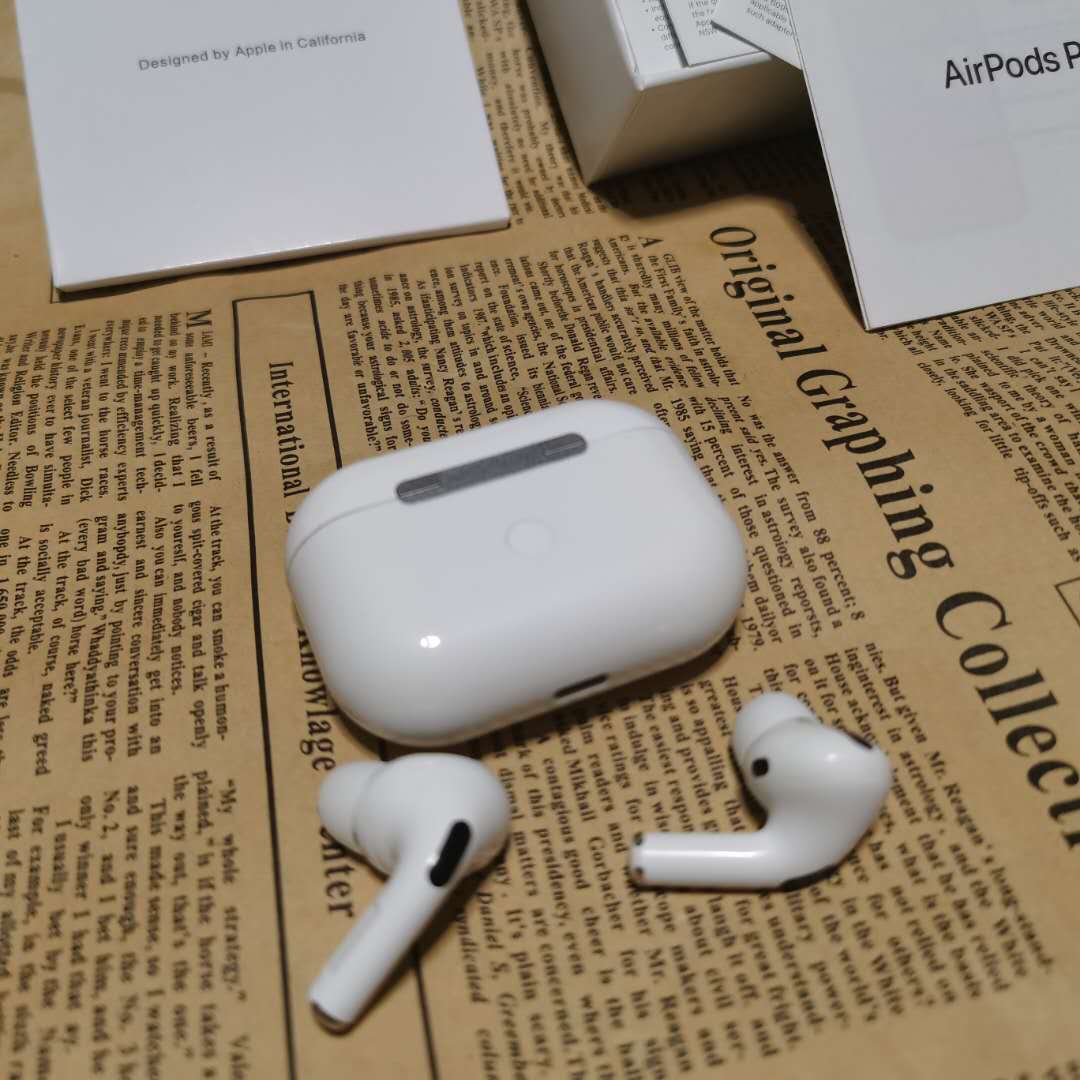 3873-Apple Headphones III 33.84$ 编号200-855-F gallery