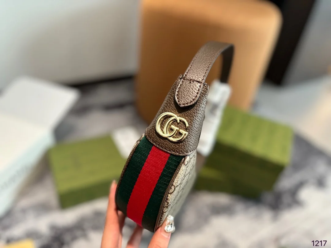 3897-59-430-gucci-with box gallery