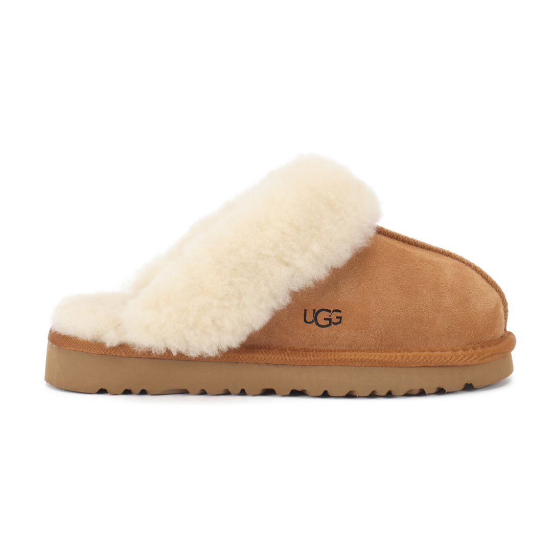 38.59$  UGG  UGG-3300-M gallery