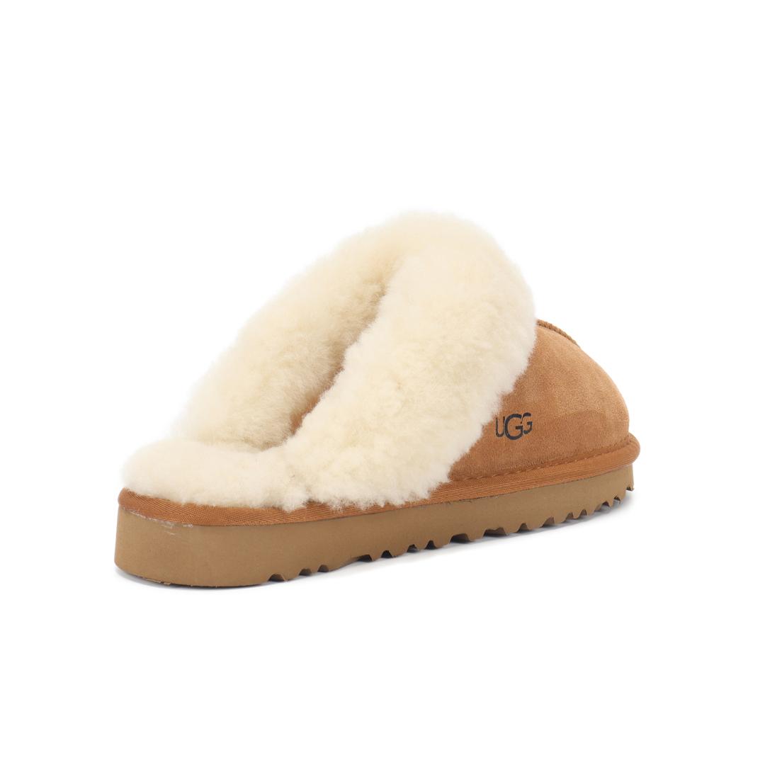 38.59$  UGG  UGG-3300-M gallery