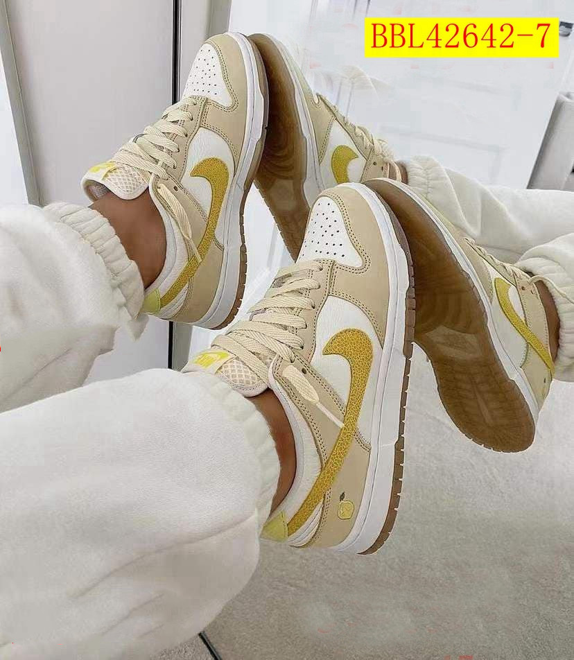 38.99$ NIKE  code-351-6239-R gallery