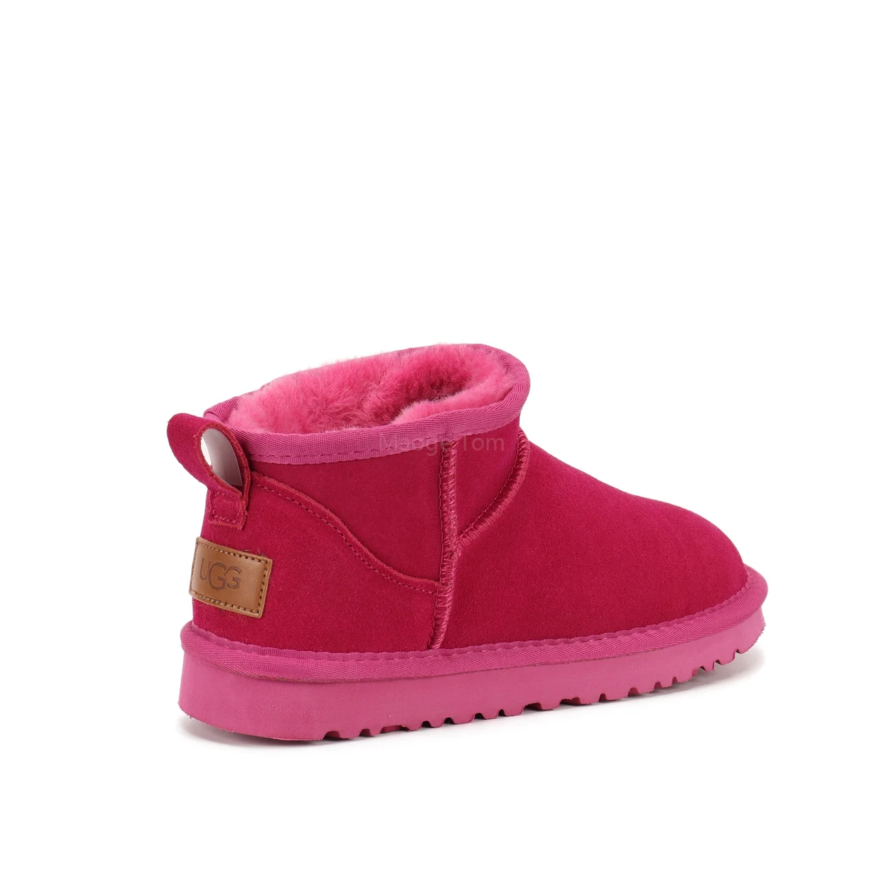 3965-35.99-259-ugg-with box gallery